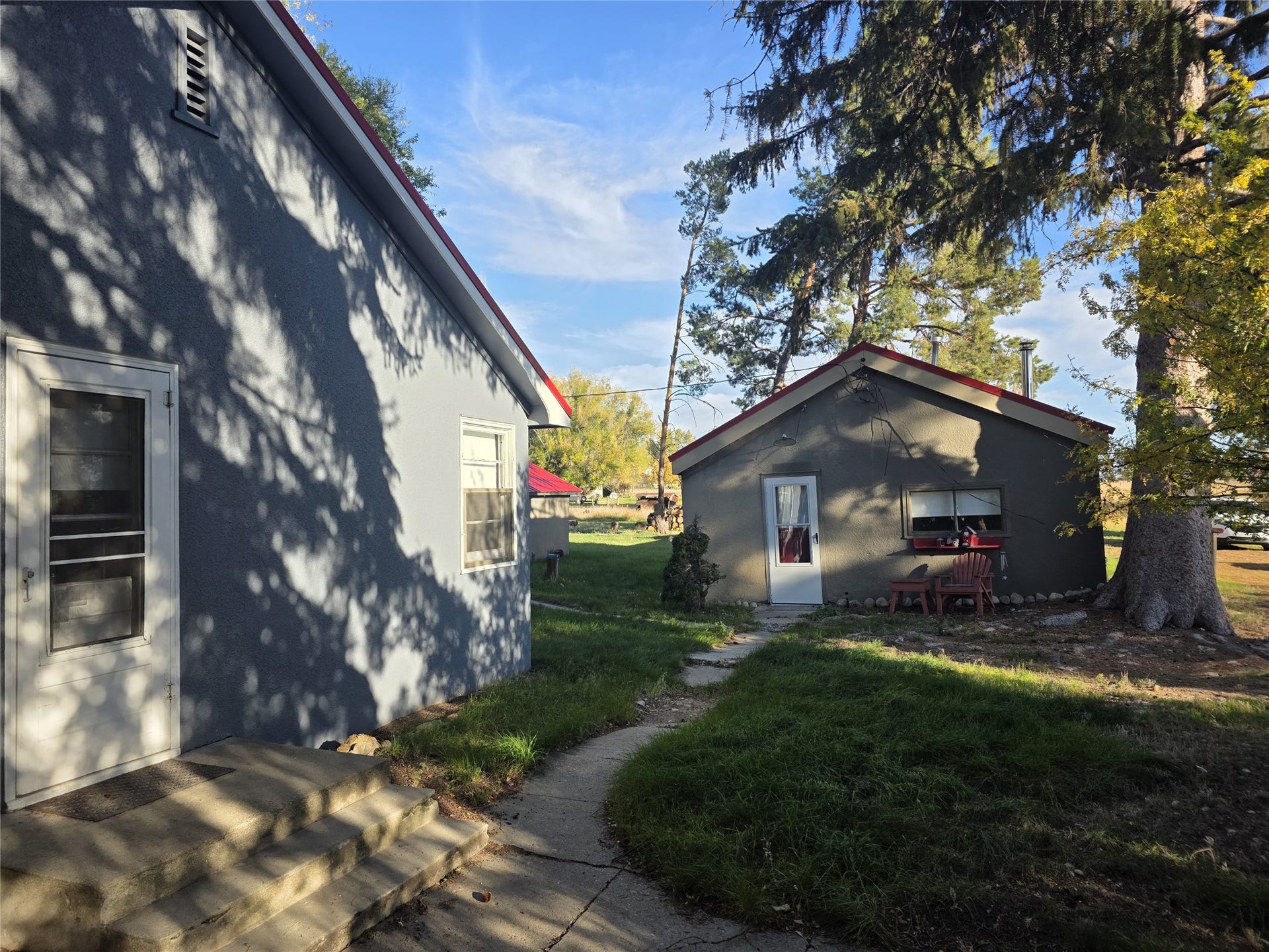 115 Ricketts Road, Hamilton, MT 59840 Blue house with guest house