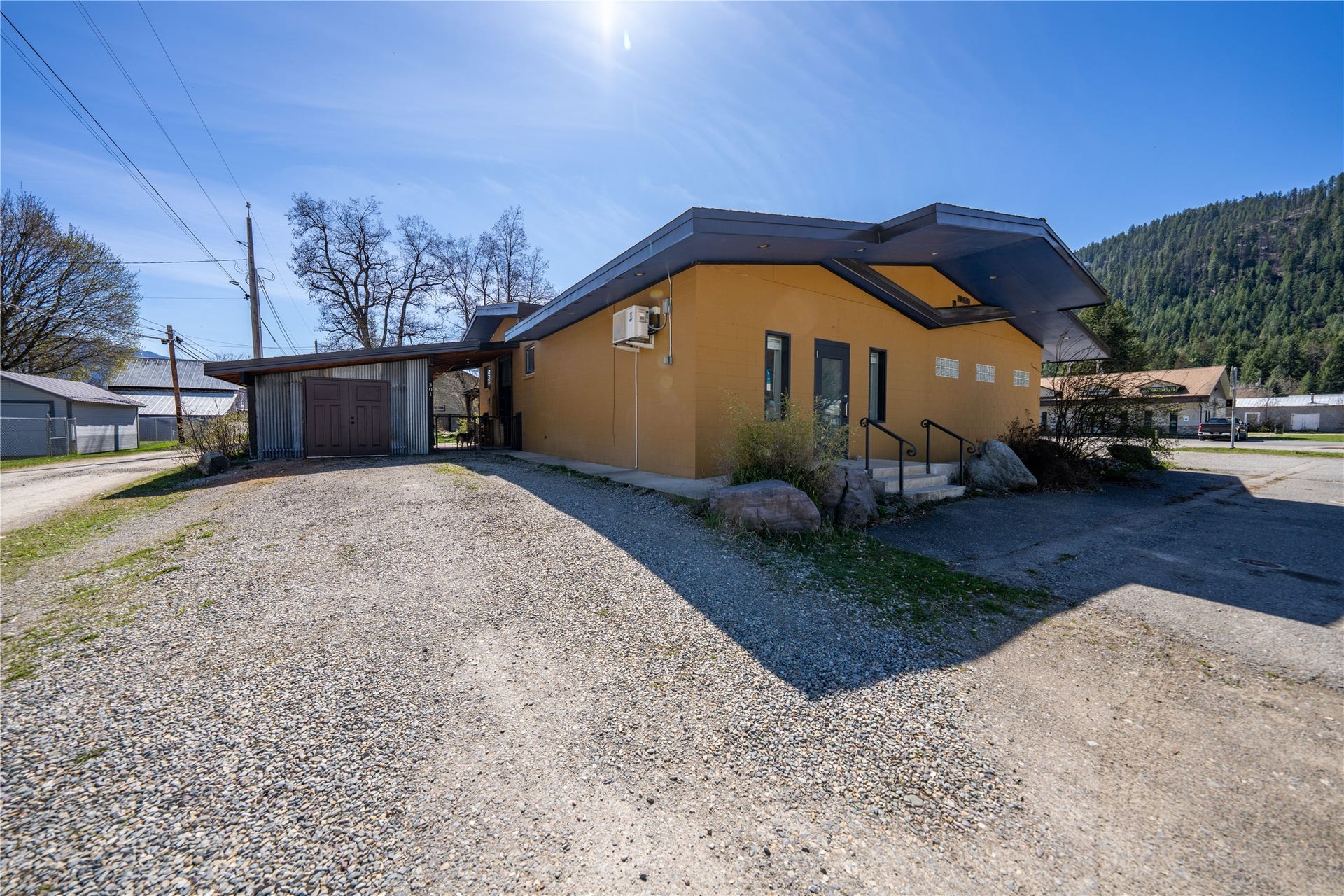 301 E Missoula Avenue, Troy, MT 59935 301 E Missoula Avenue, Troy, MT 59935