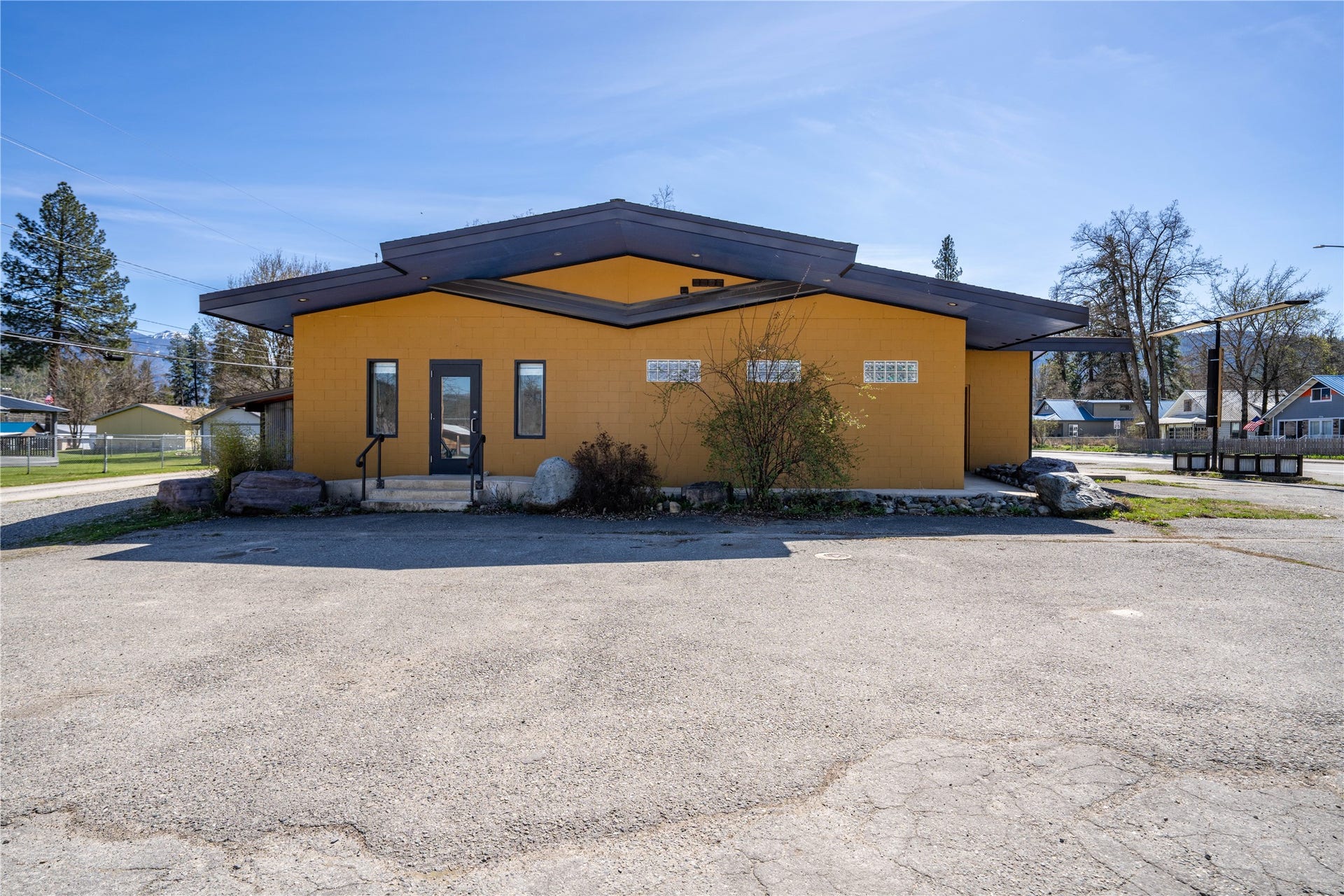 301 E Missoula Avenue, Troy, MT 59935 301 E Missoula Avenue, Troy, MT 59935