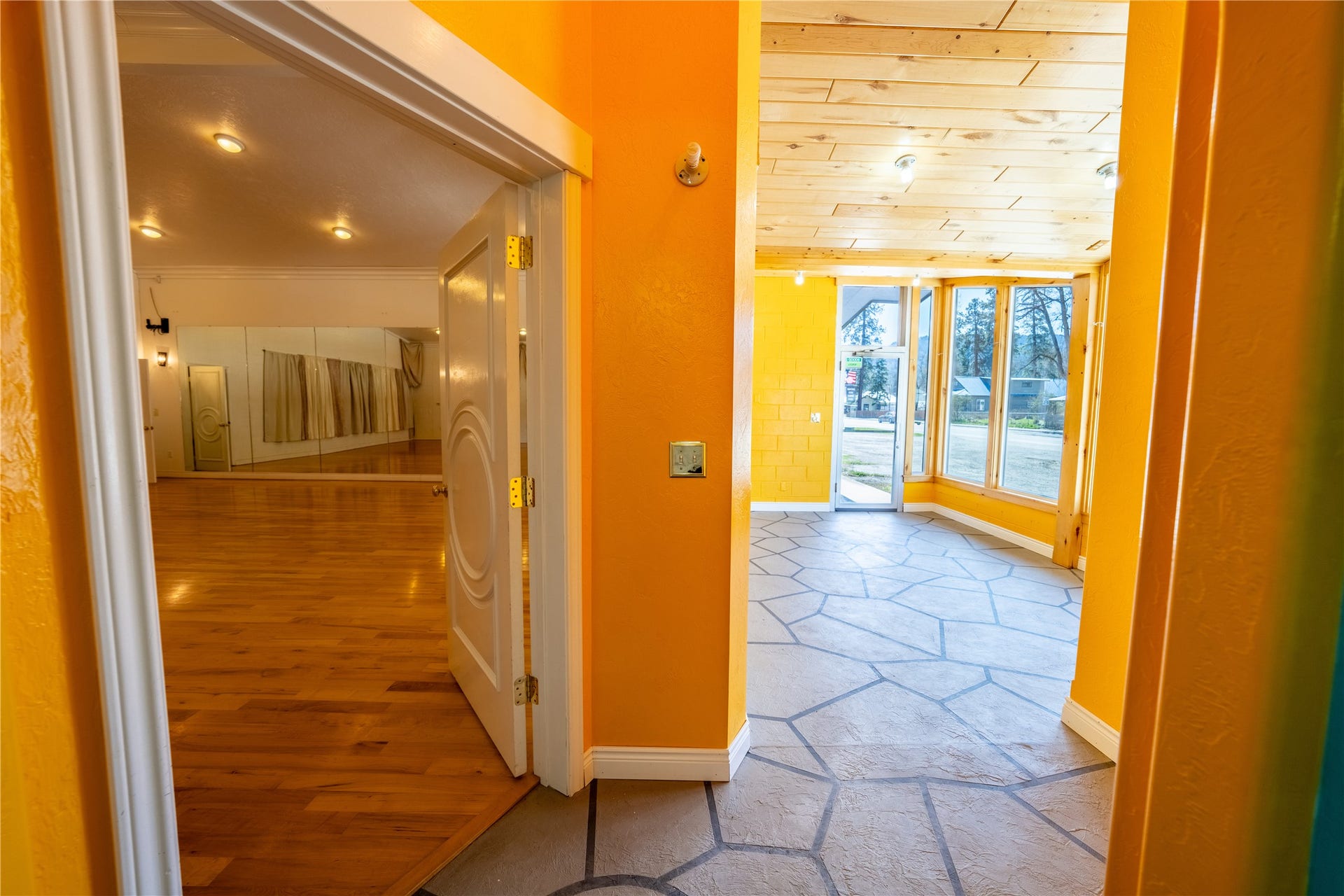 301 E Missoula Avenue, Troy, MT 59935 301 E Missoula Avenue, Troy, MT 59935