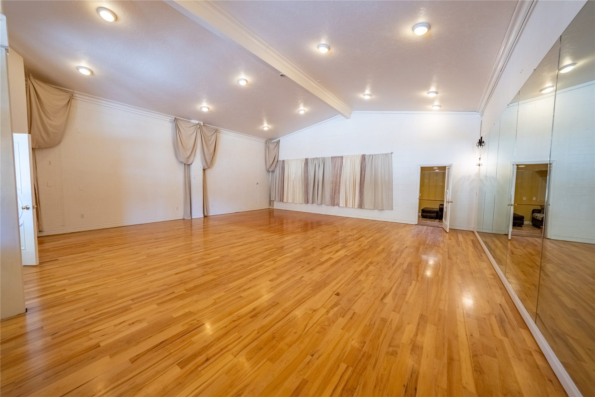 301 E Missoula Avenue, Troy, MT 59935 301 E Missoula Avenue, Troy, MT 59935