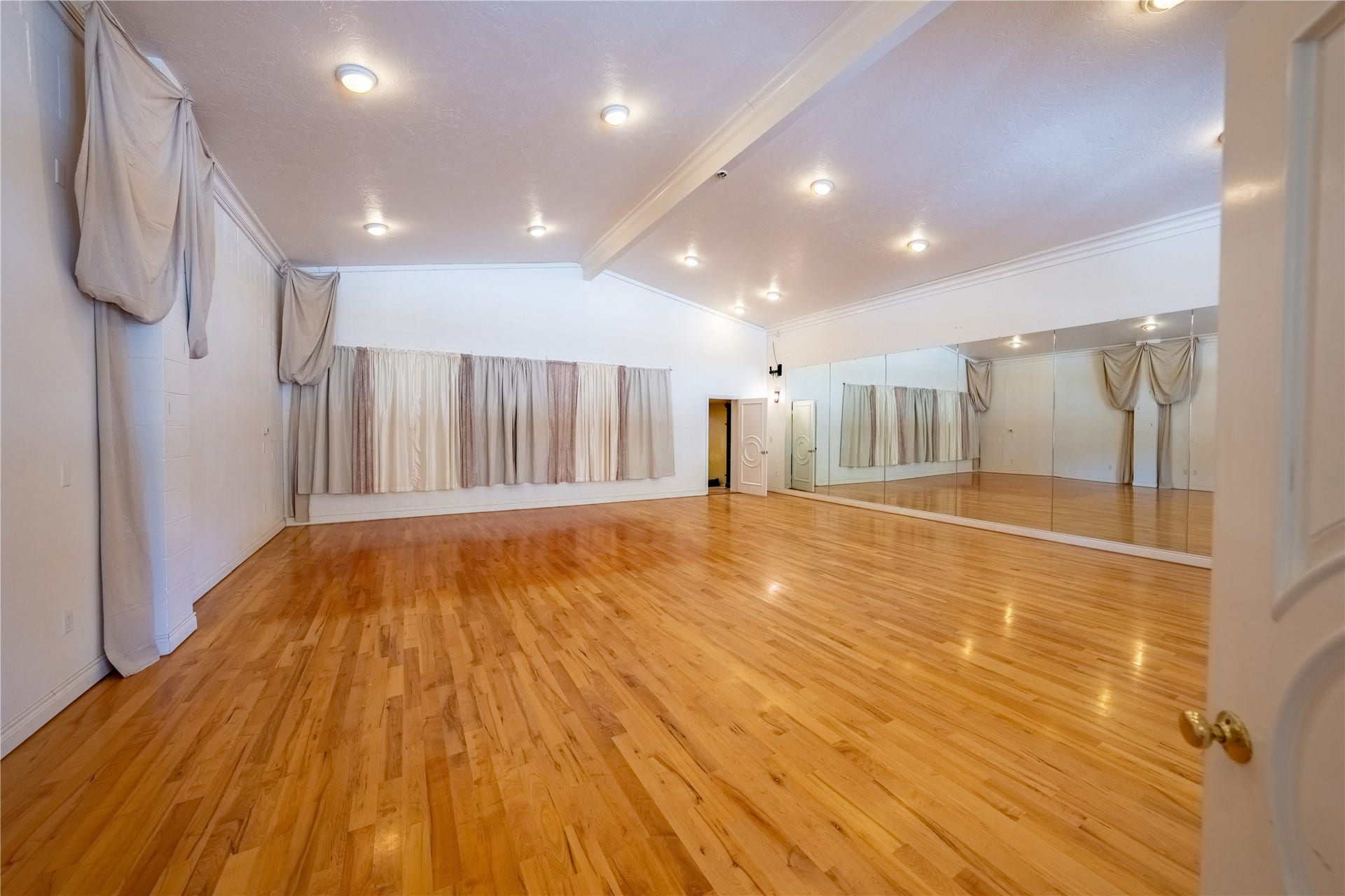 301 E Missoula Avenue, Troy, MT 59935 301 E Missoula Avenue, Troy, MT 59935