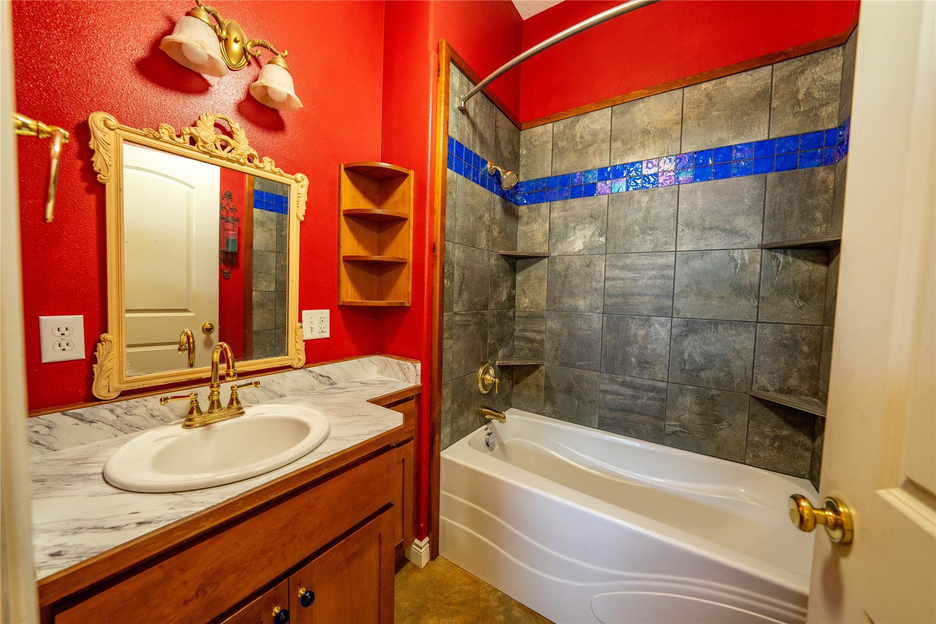 301 E Missoula Avenue, Troy, MT 59935 301 E Missoula Avenue, Troy, MT 59935
