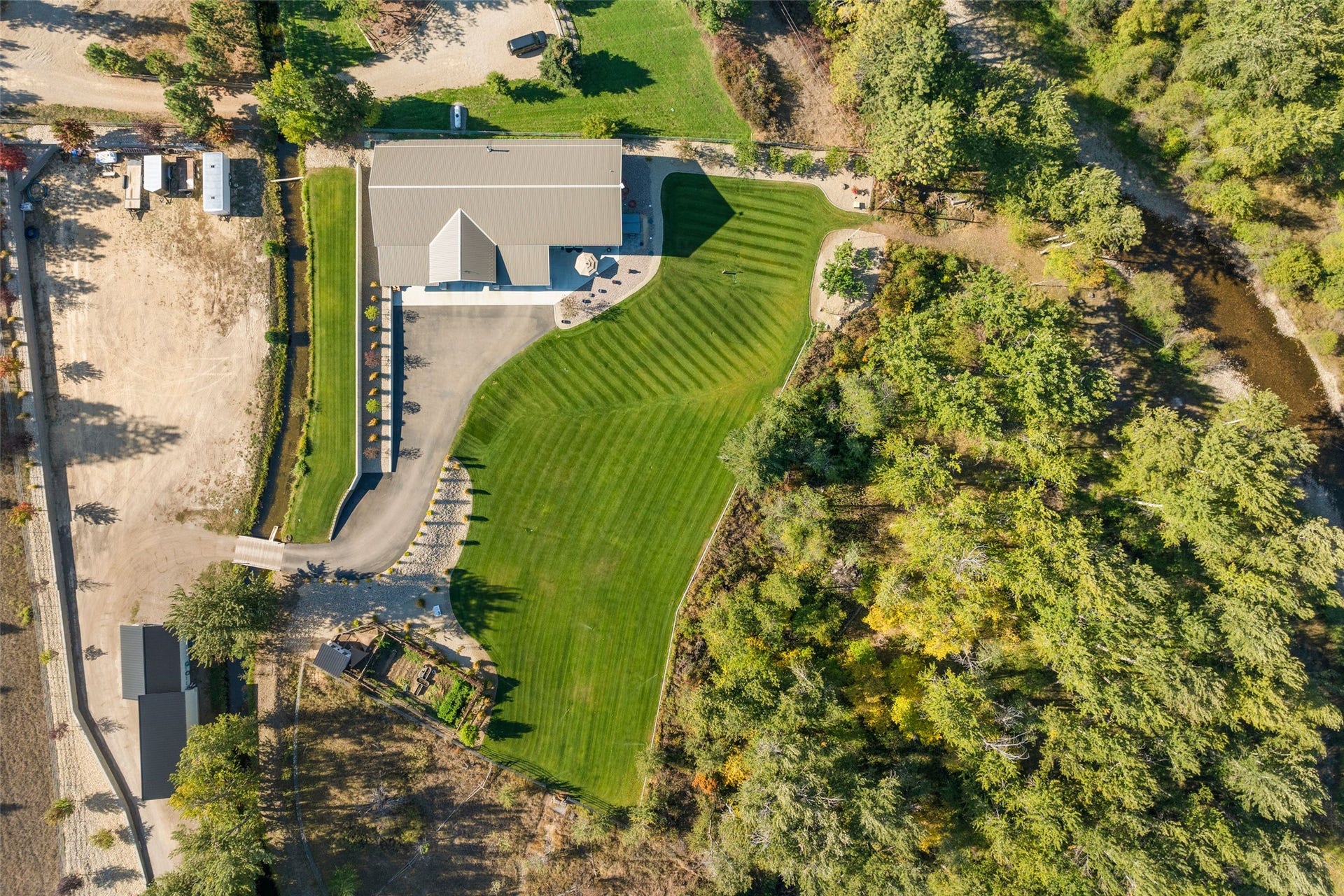 8350 Vann Drive, Lolo, MT 59847