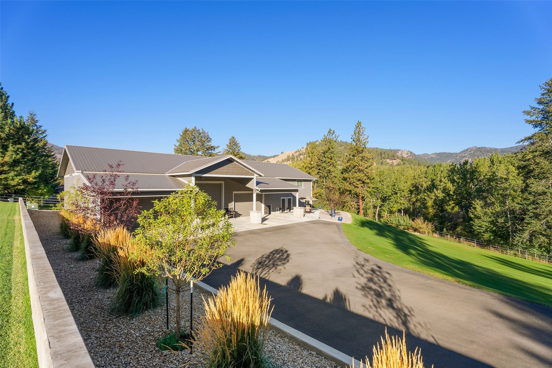 8350 Vann Drive, Lolo, MT 59847