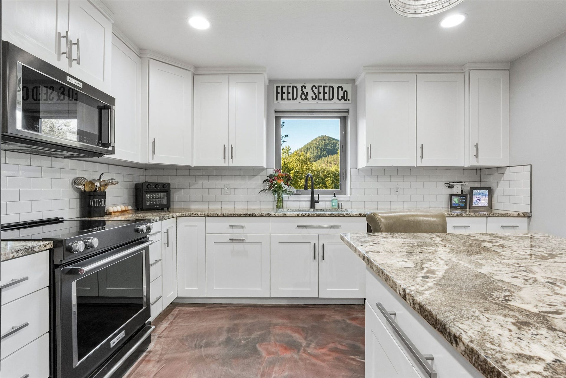 8350 Vann Drive, Lolo, MT 59847
