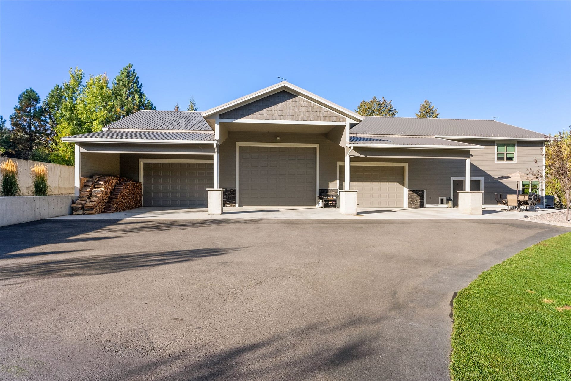 8350 Vann Drive, Lolo, MT 59847