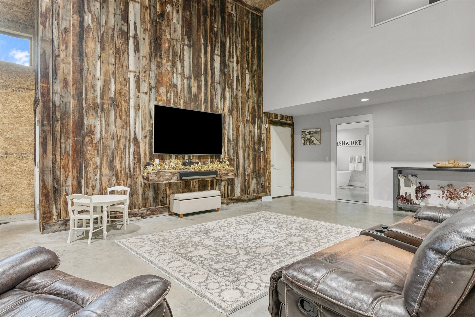 8350 Vann Drive, Lolo, MT 59847