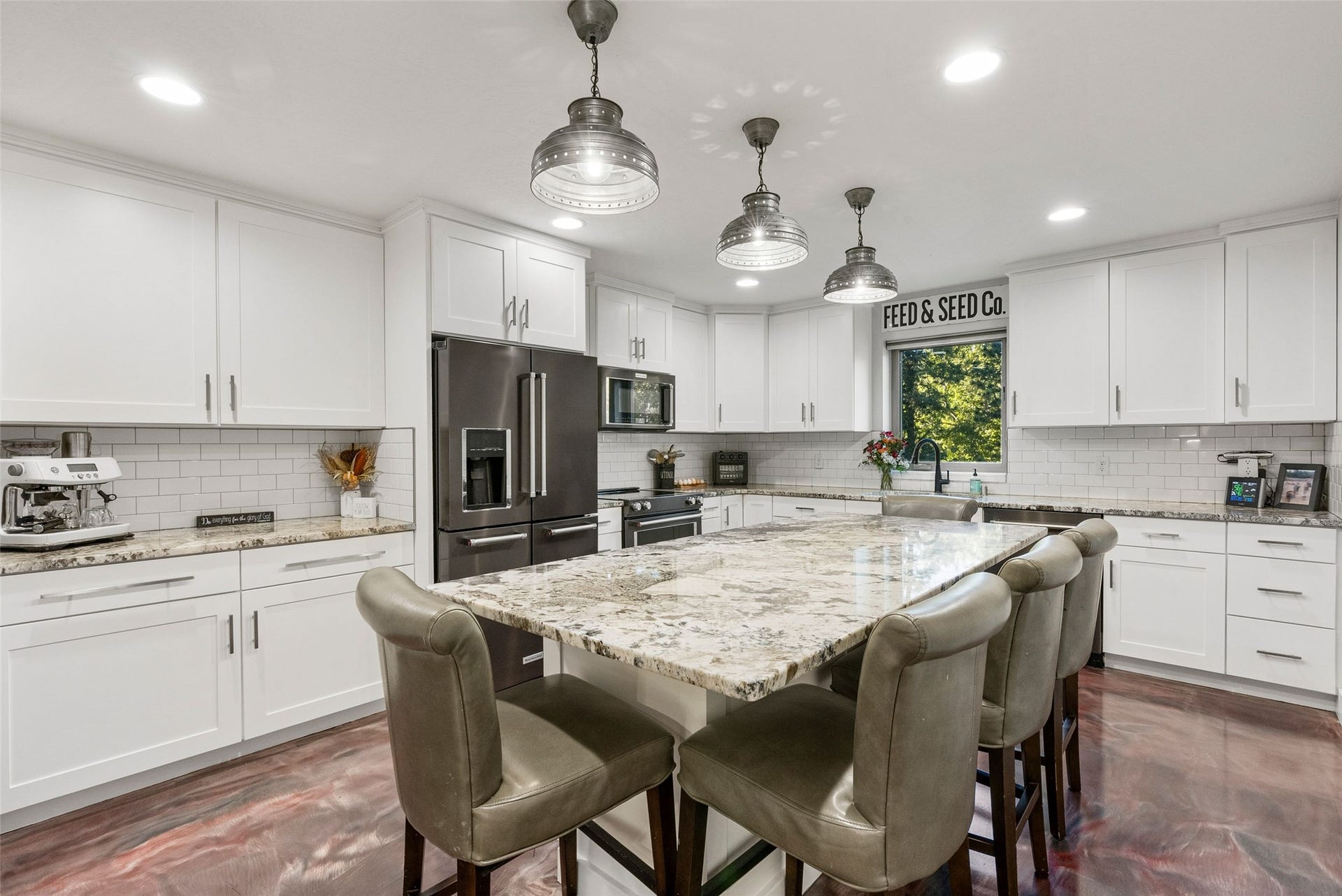 8350 Vann Drive, Lolo, MT 59847