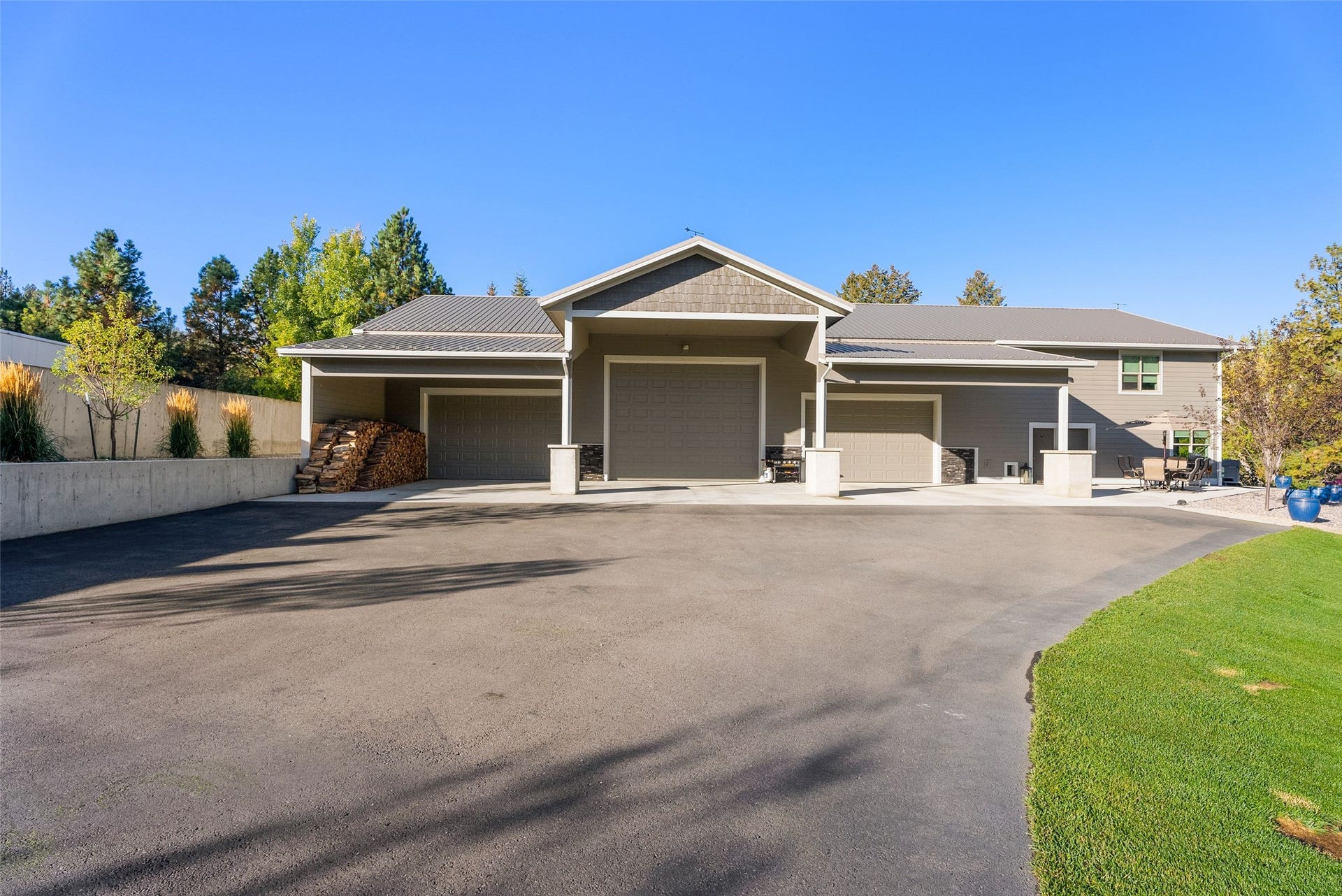 8350 Vann Drive, Lolo, MT 59847