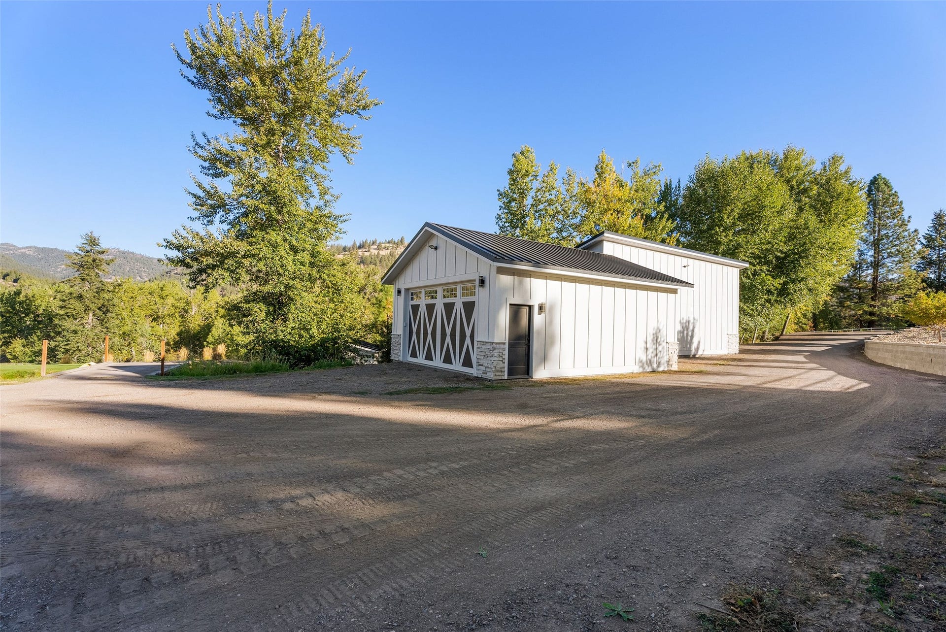 8350 Vann Drive, Lolo, MT 59847