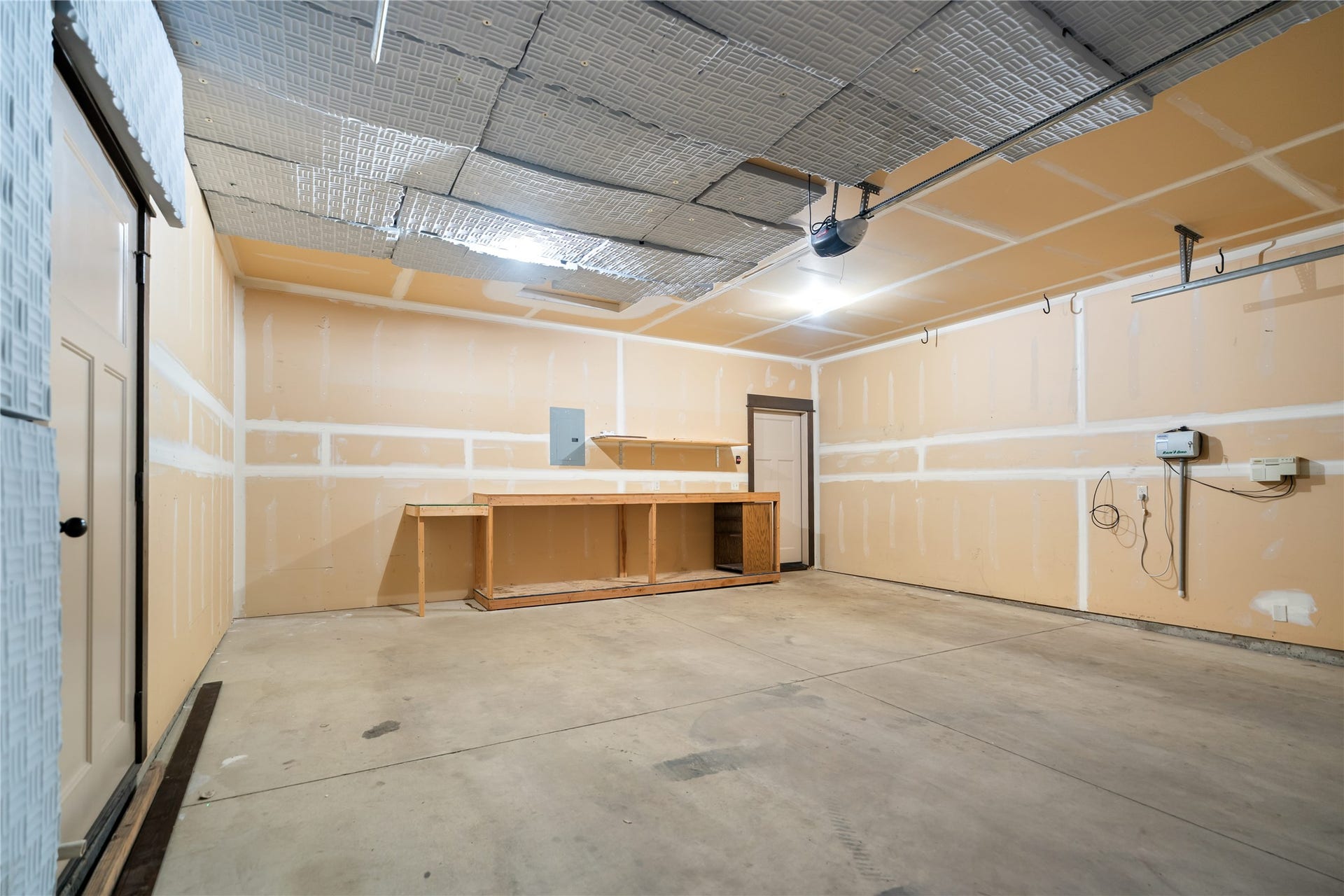 2430 Ferguson Avenue, Bozeman, MT 59718 2430 Ferguson Avenue, Bozeman, MT 59718