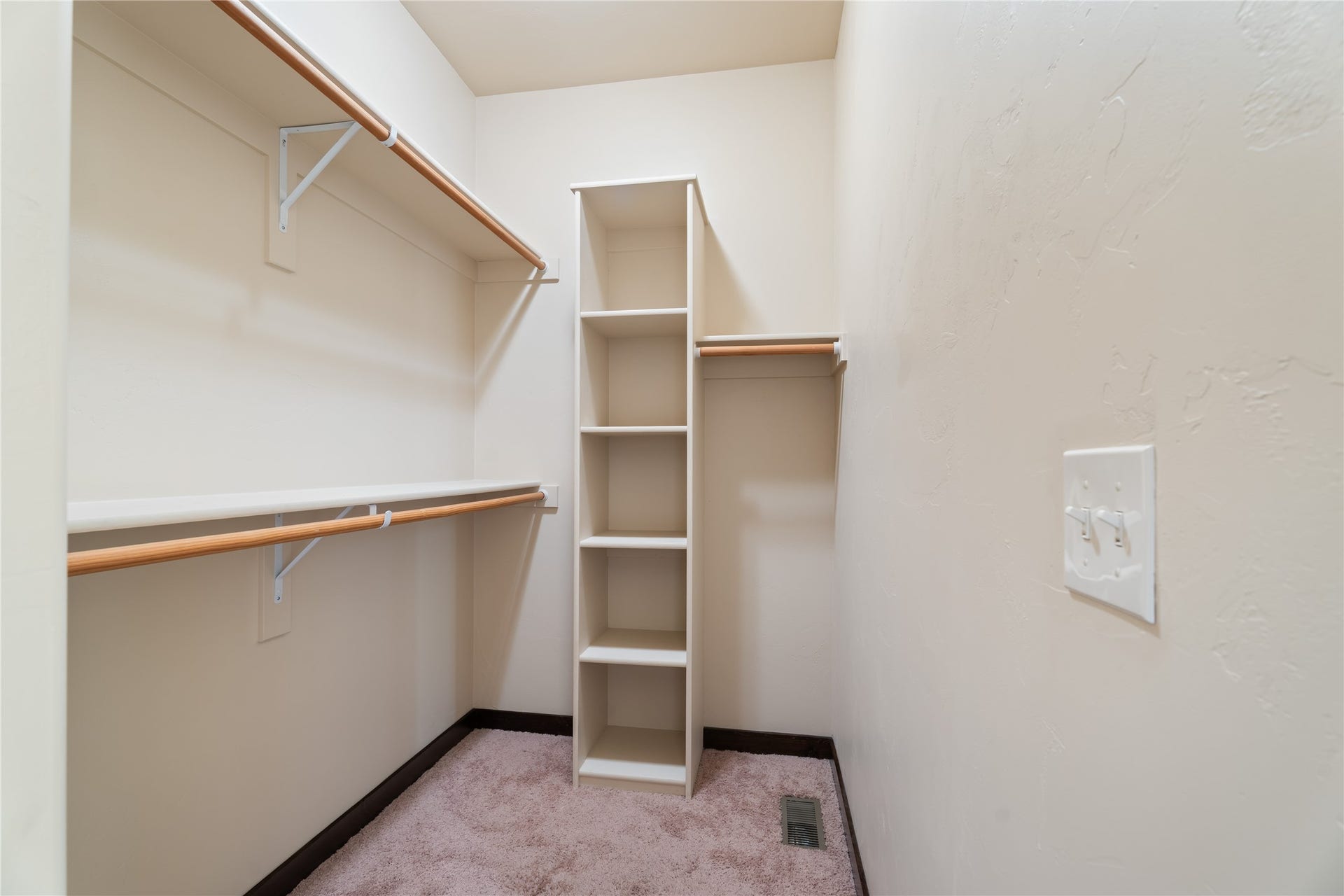 2430 Ferguson Avenue, Bozeman, MT 59718 2430 Ferguson Avenue, Bozeman, MT 59718