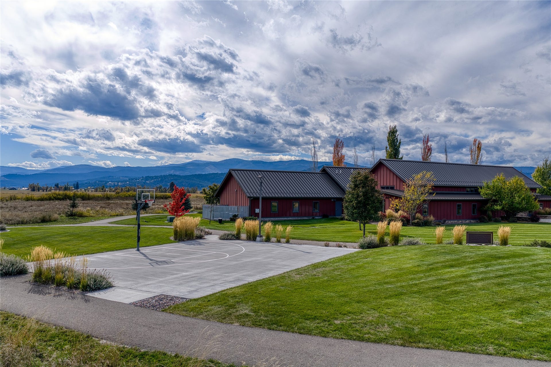 104 Porter Ranch Road, Kalispell, MT 59901 104 Porter Ranch Road, Kalispell, MT 59901