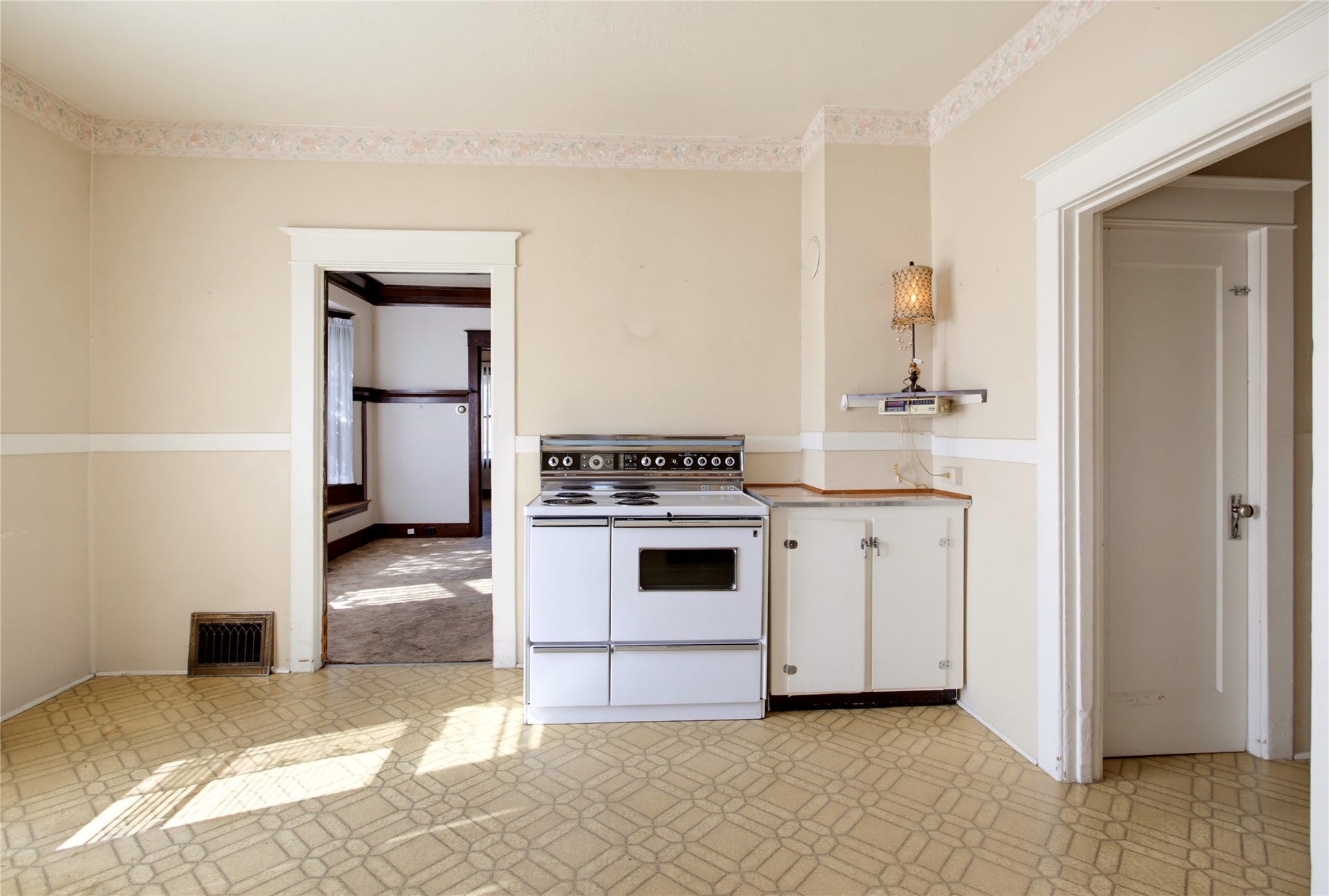 1914 Massachusetts Avenue, Butte, MT 59701