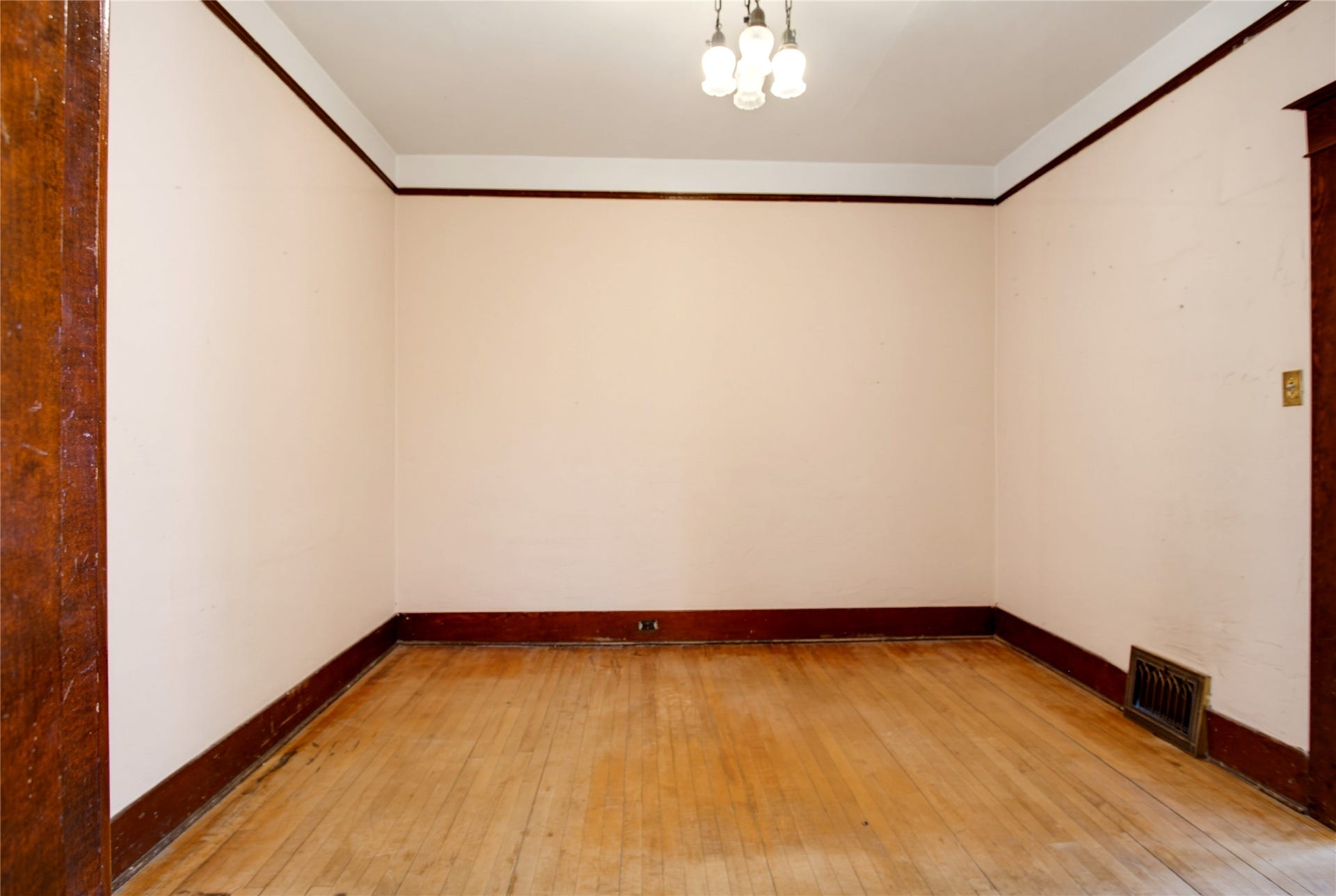 1914 Massachusetts Avenue, Butte, MT 59701