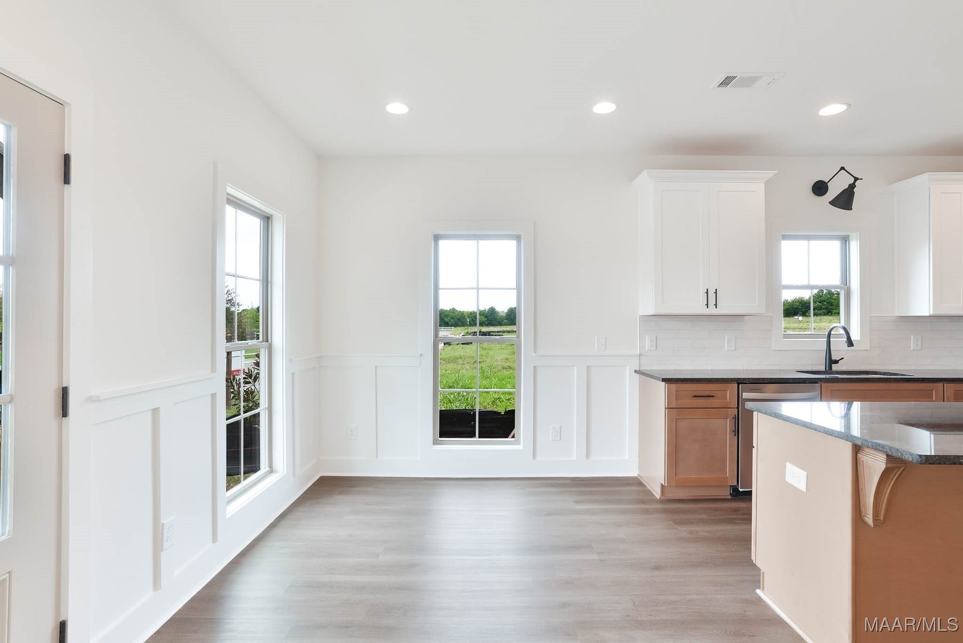 329 Ivy Avenue, Pike Road, AL 36064 329 Ivy Avenue, Pike Road, AL 36064