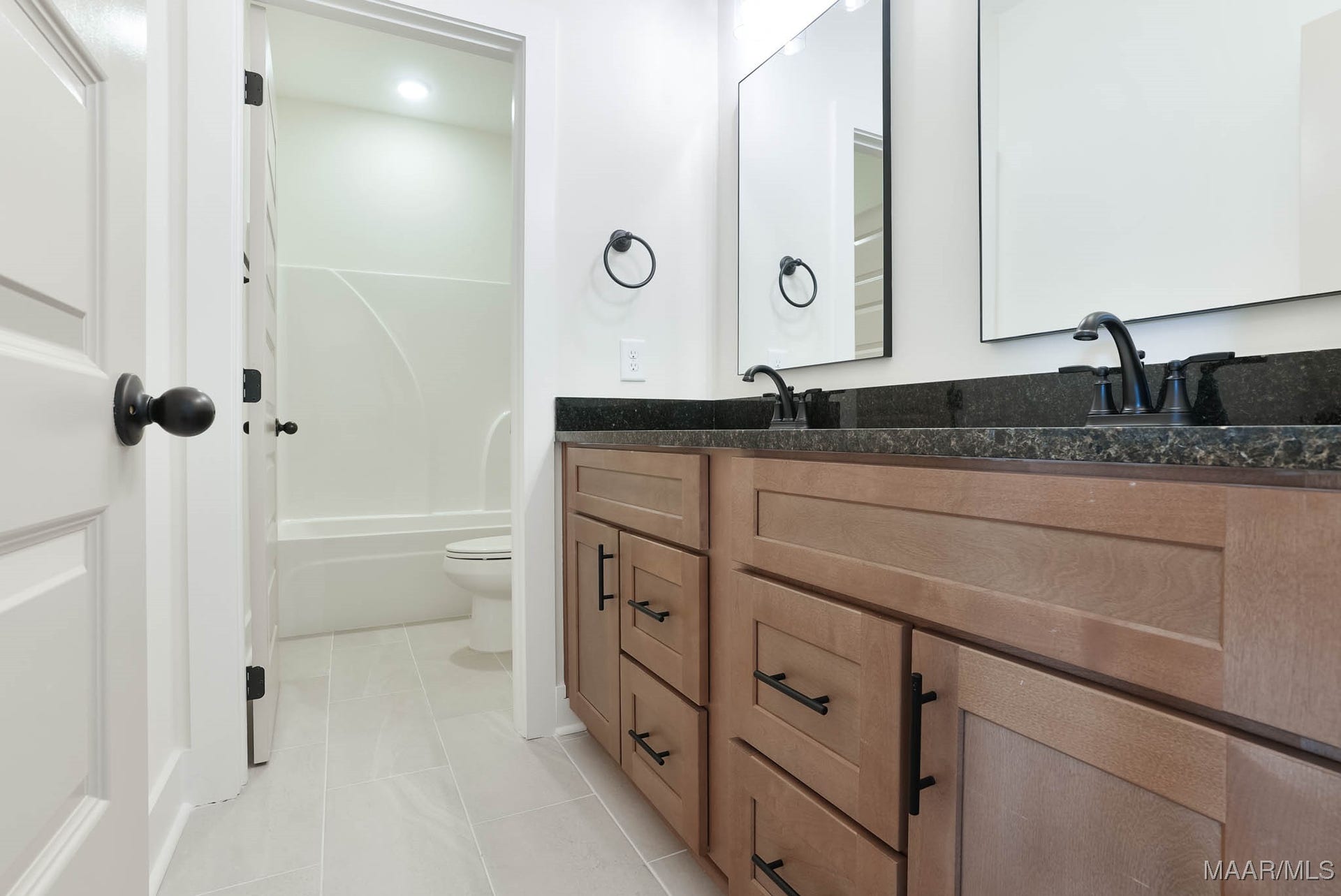 329 Ivy Avenue, Pike Road, AL 36064 329 Ivy Avenue, Pike Road, AL 36064