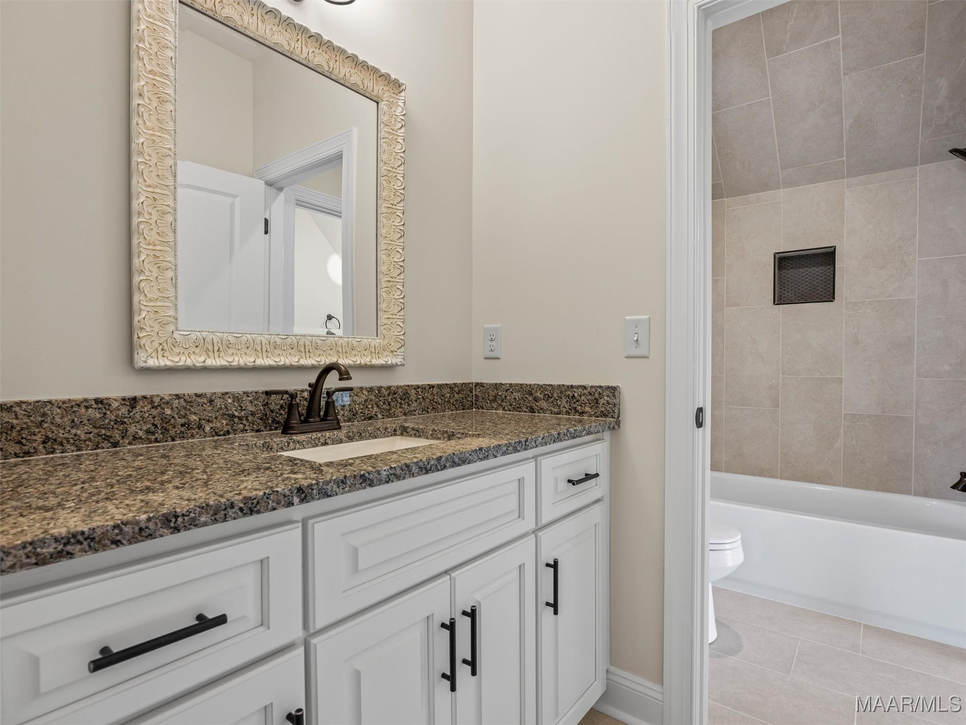 Upstairs jack n jill bathroom
