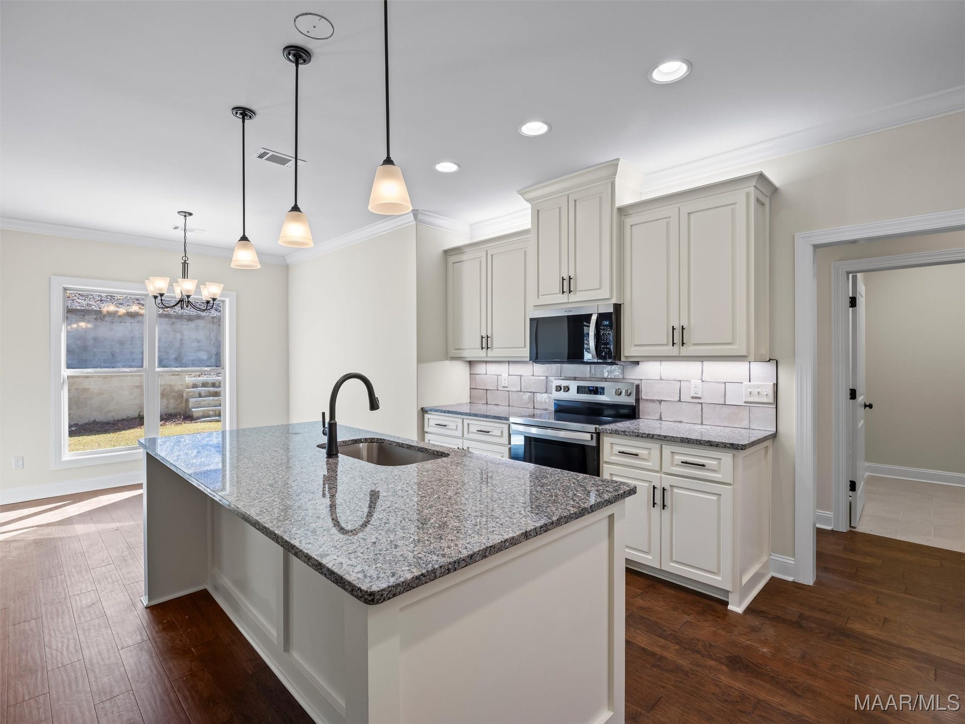 79 Birchwood Lane, Wetumpka, AL 36093