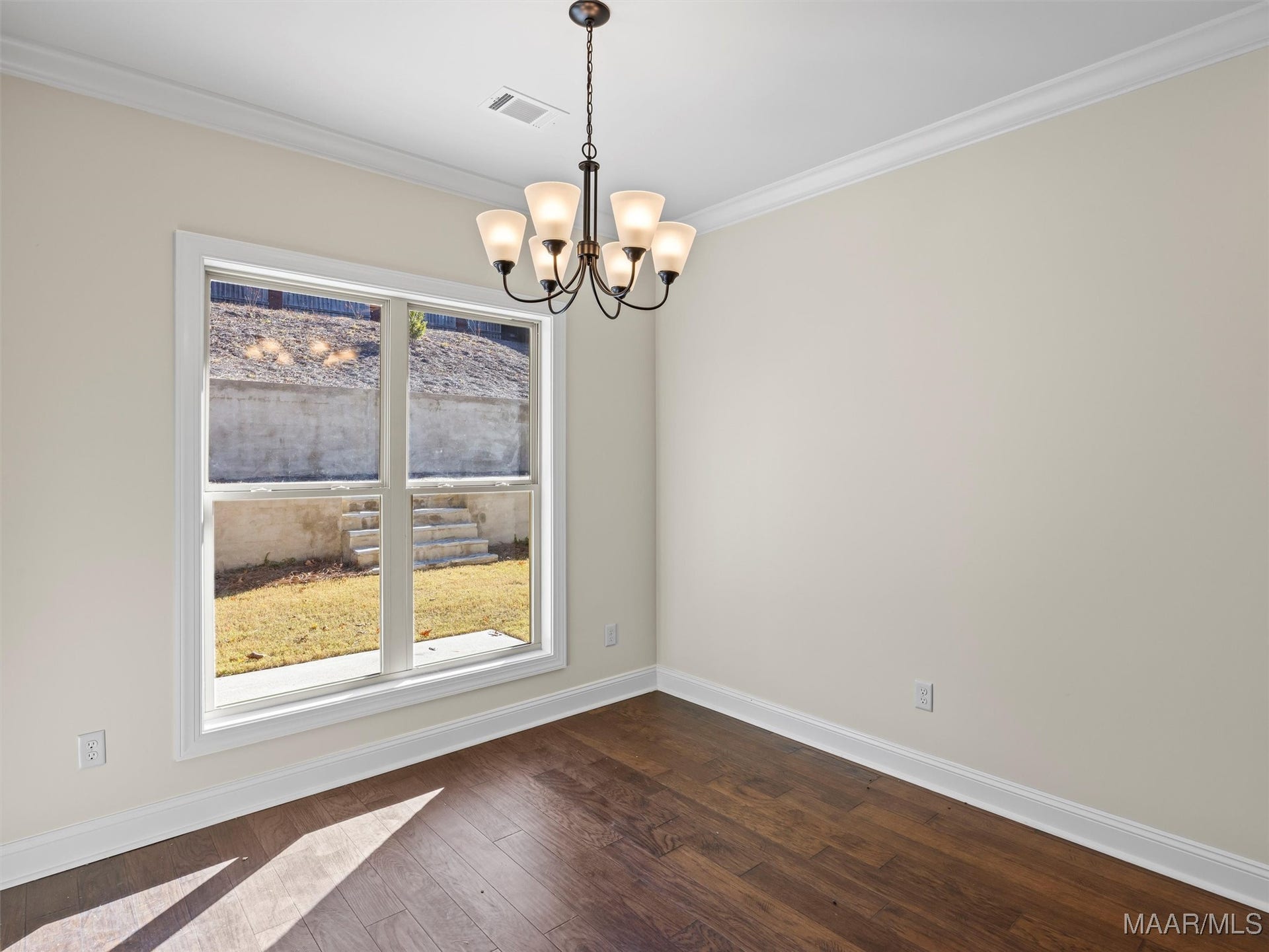 79 Birchwood Lane, Wetumpka, AL 36093