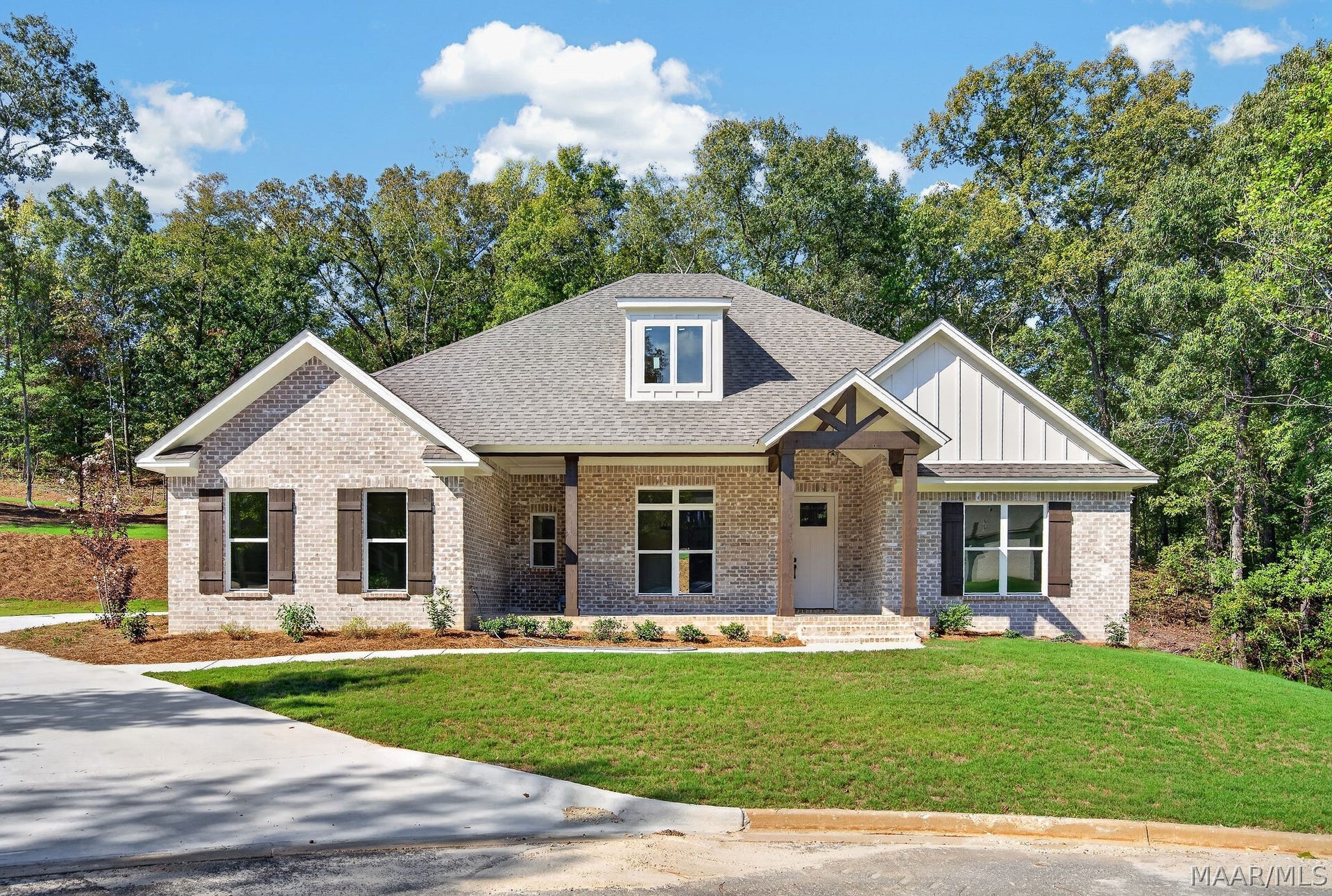 136 Birchwood Lane, Wetumpka, AL 36093 136 Birchwood Lane, Wetumpka, AL 36093