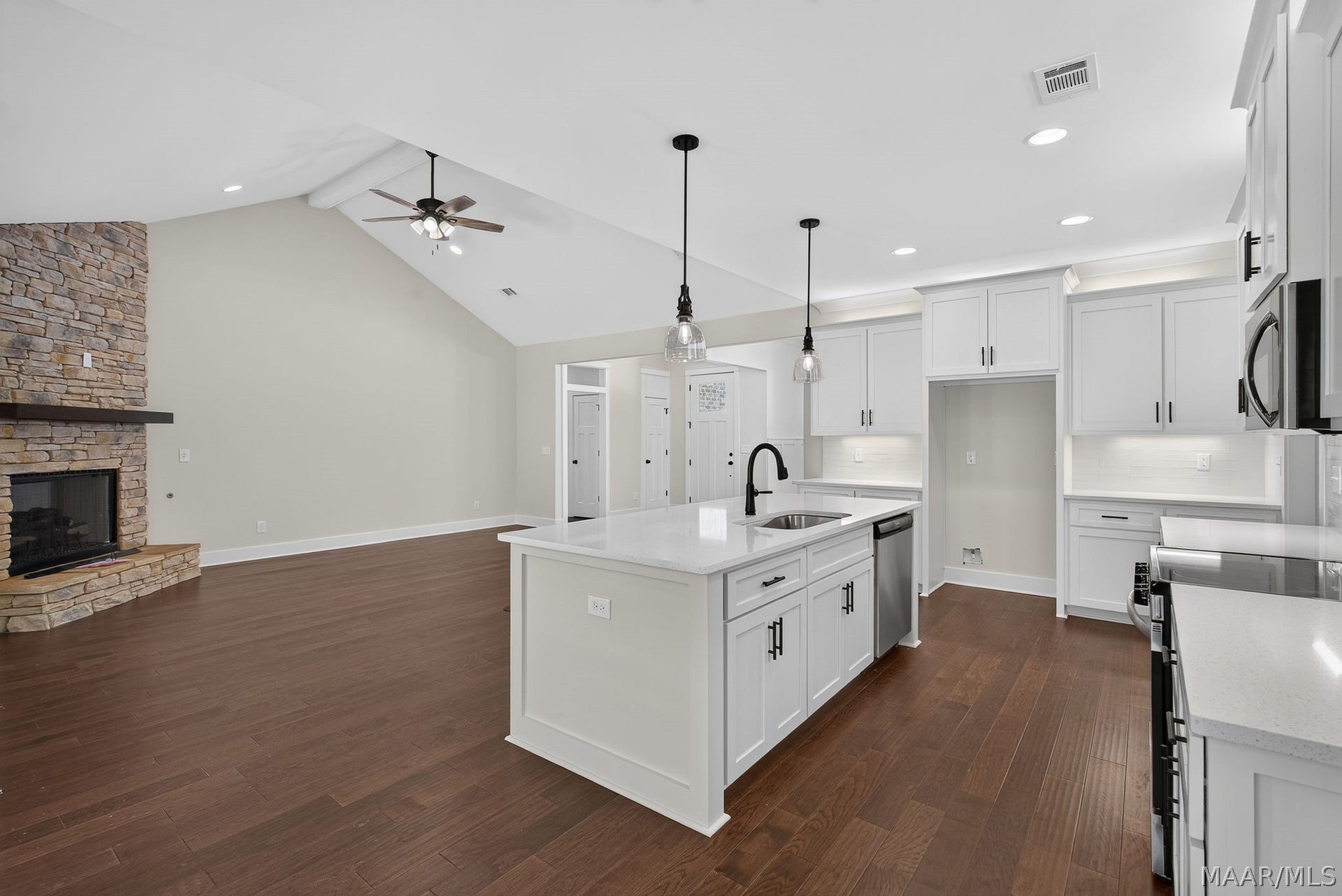 136 Birchwood Lane, Wetumpka, AL 36093 136 Birchwood Lane, Wetumpka, AL 36093