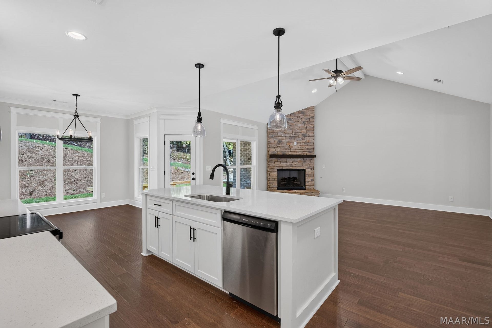 136 Birchwood Lane, Wetumpka, AL 36093 136 Birchwood Lane, Wetumpka, AL 36093