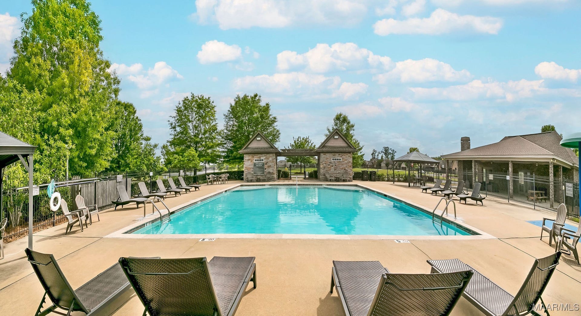 9055 Chastain Park Drive, Montgomery, AL 36117