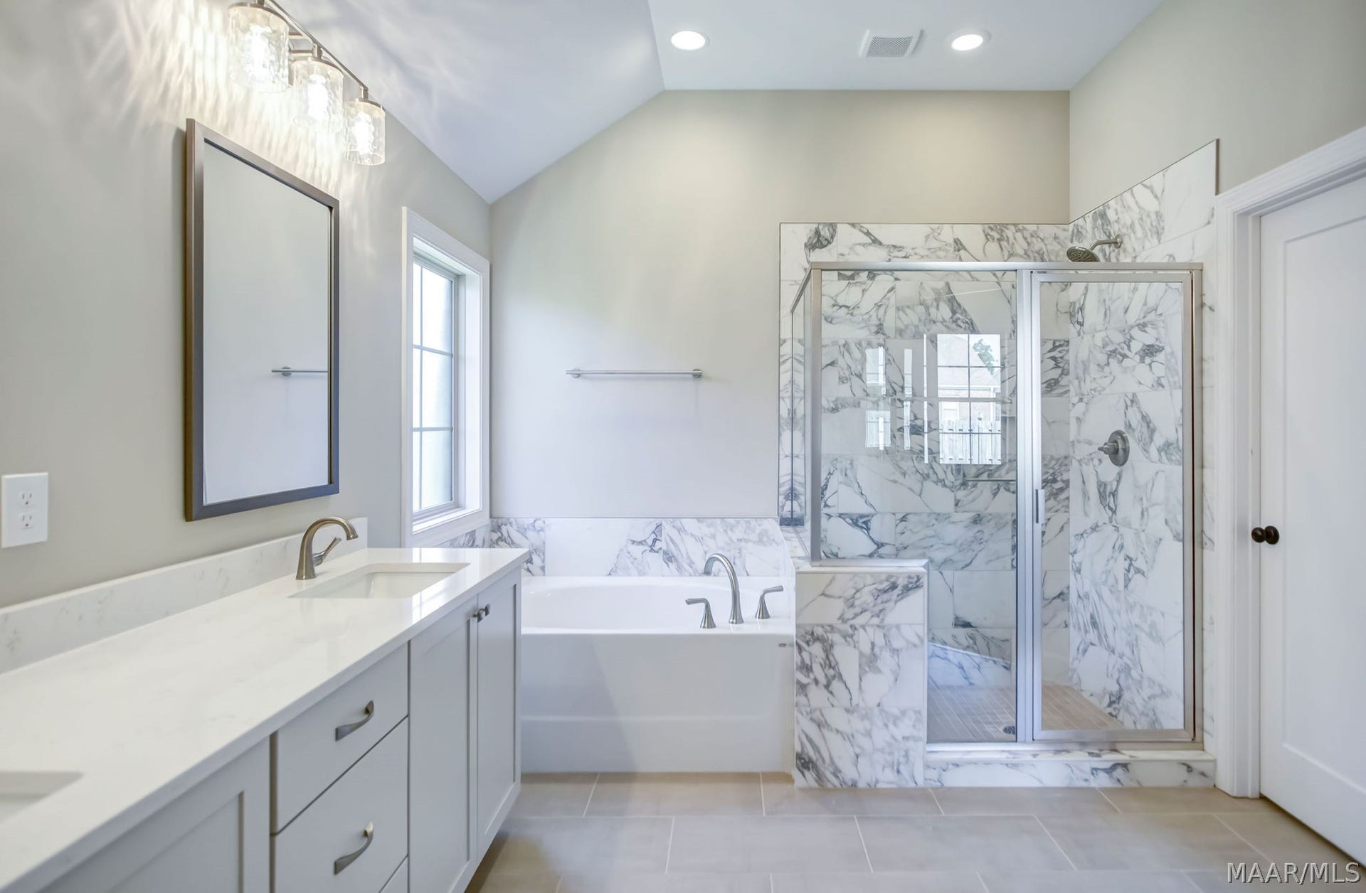 9055 Chastain Park Drive, Montgomery, AL 36117