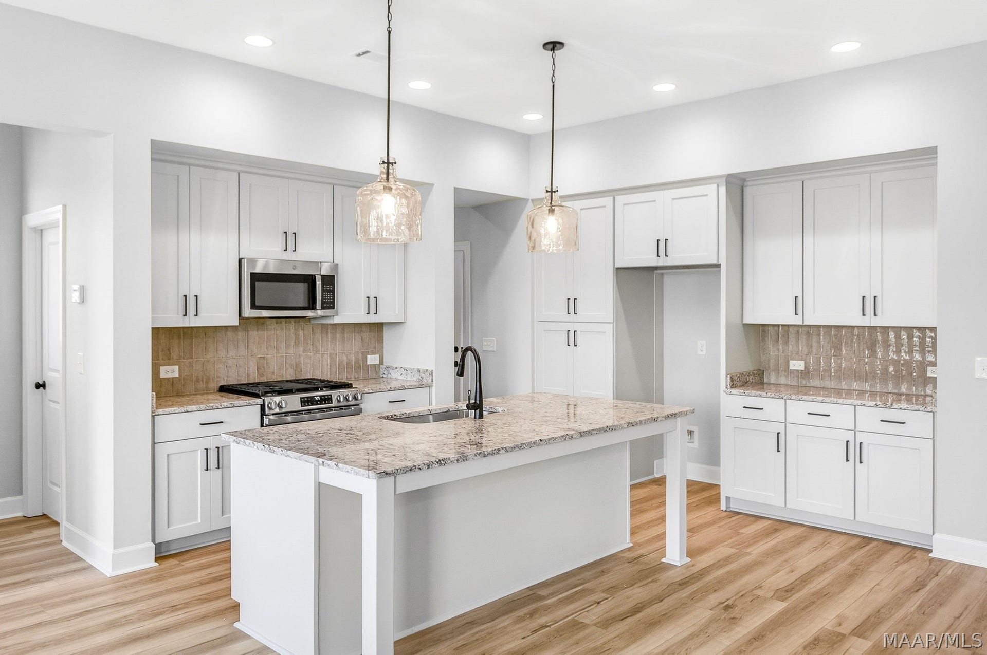 8301 Sunrise Loop, Montgomery, AL 36116 8301 Sunrise Loop, Montgomery, AL 36116