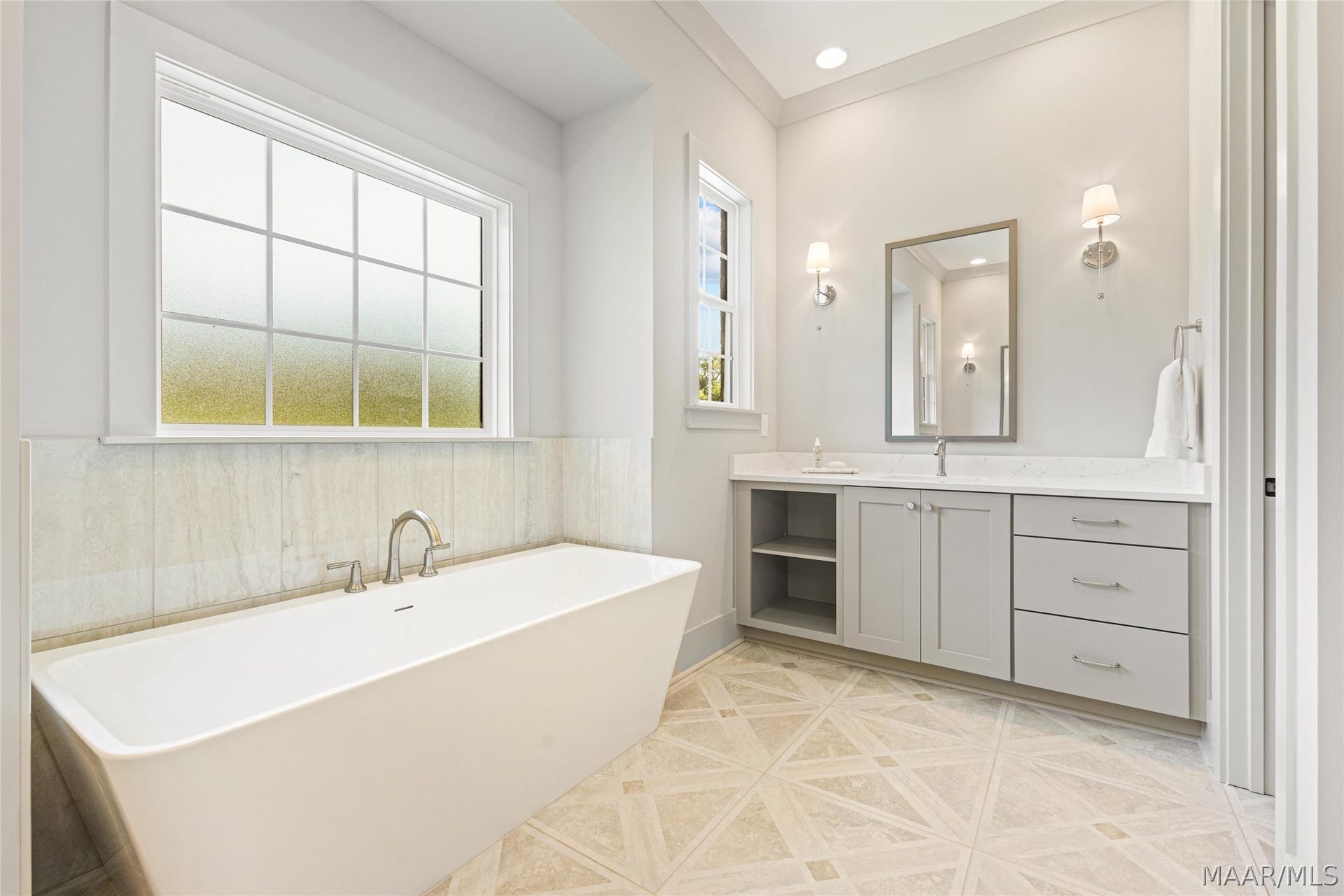 8225 Young Crossing, Montgomery, AL 36116 8225 Young Crossing, Montgomery, AL 36116