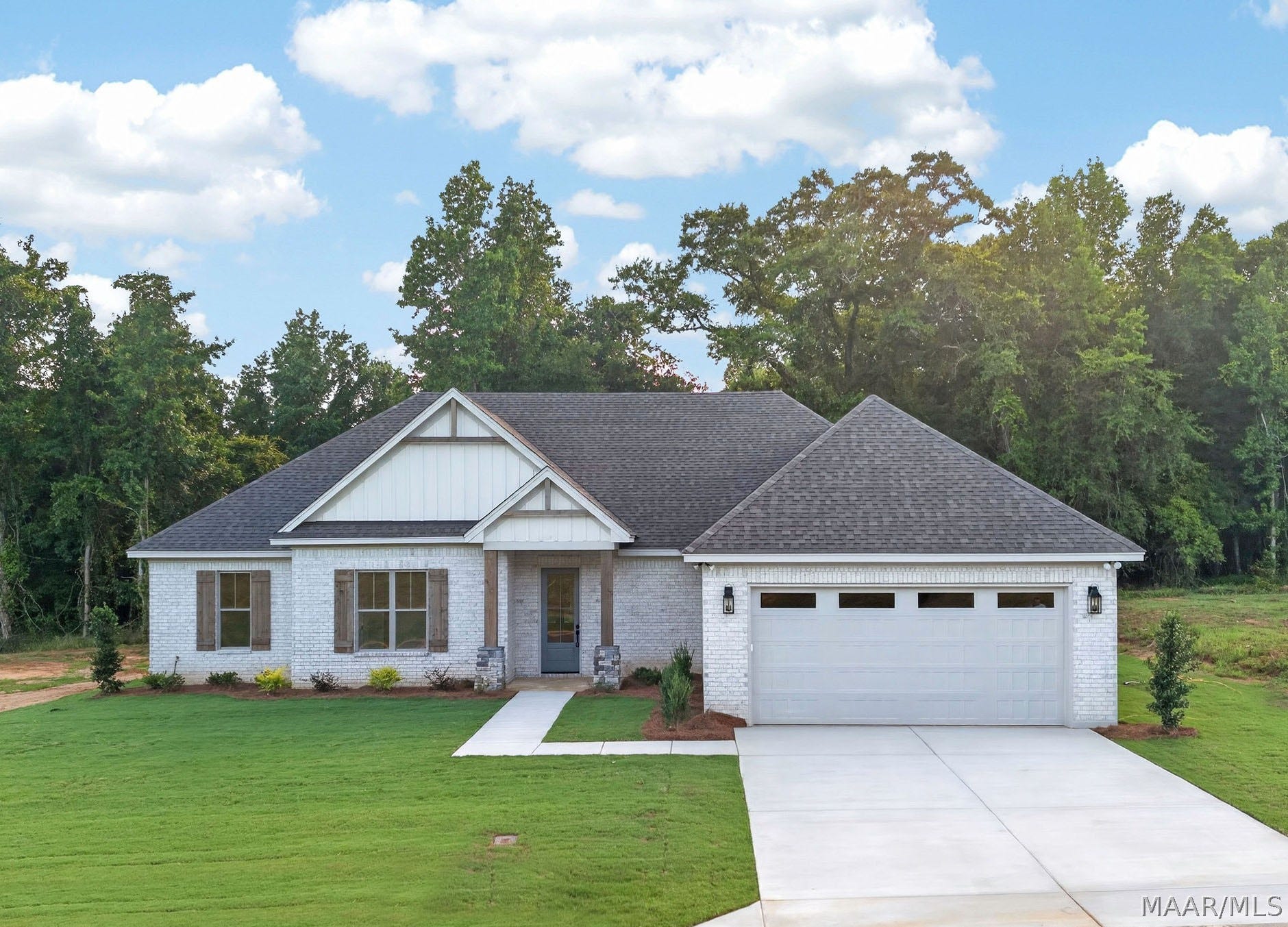 106 Della Drive, Wetumpka, AL 36093 106 Della Drive, Wetumpka, AL 36093