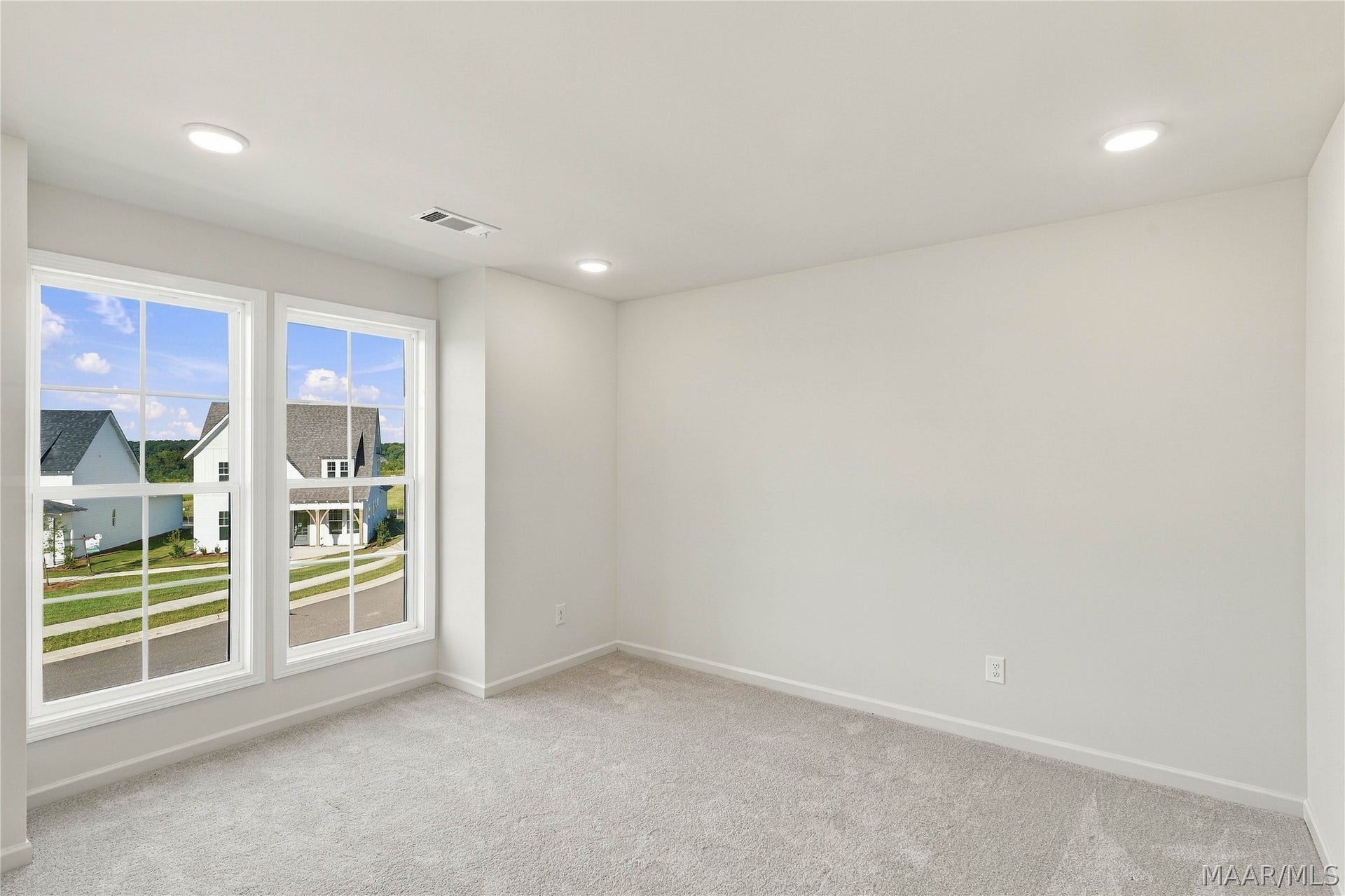 54 Blackberry Boulevard, Pike Road, AL 36064 54 Blackberry Boulevard, Pike Road, AL 36064