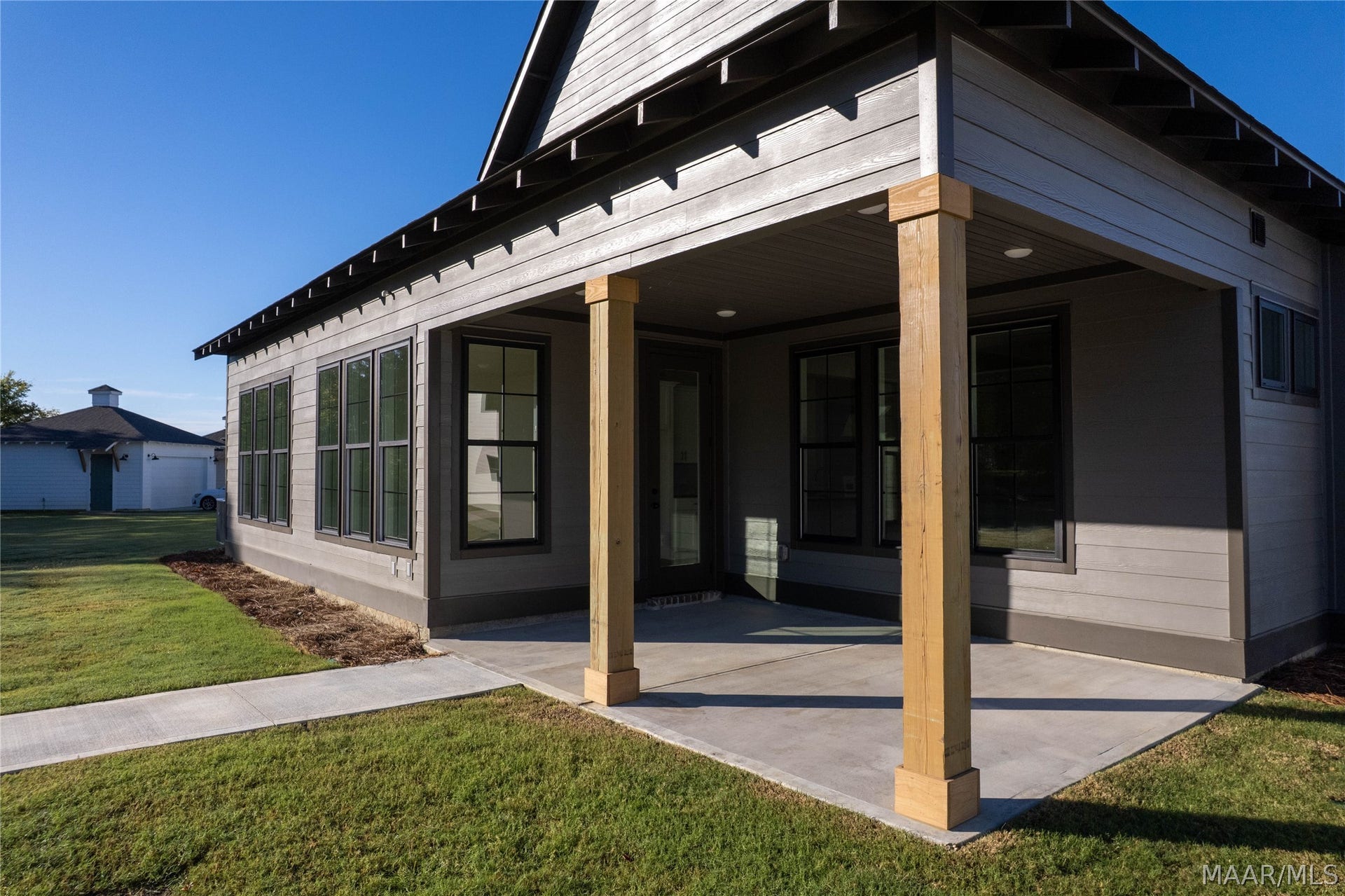 54 Blackberry Boulevard, Pike Road, AL 36064 54 Blackberry Boulevard, Pike Road, AL 36064