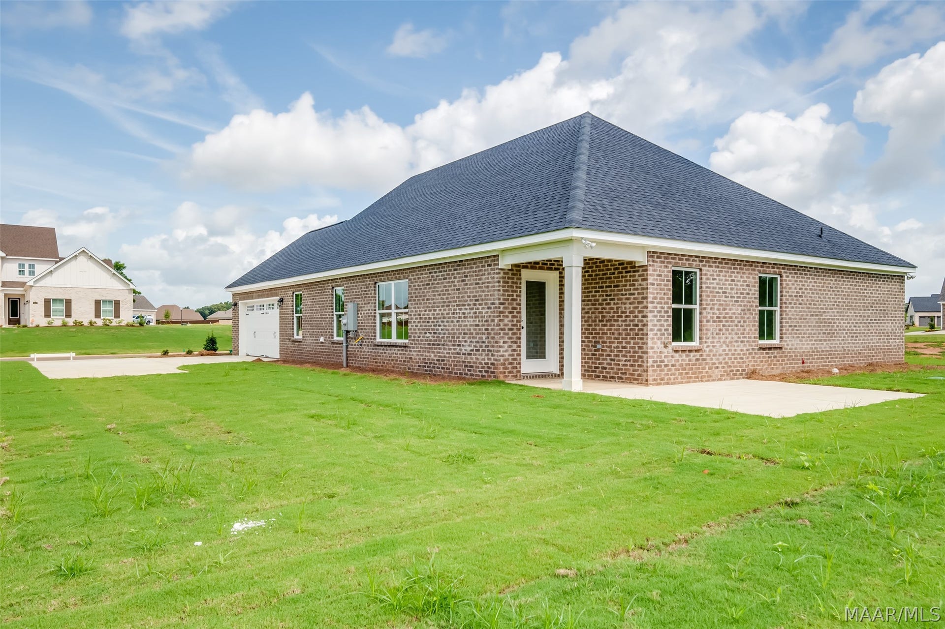 264 Hillston Drive, Wetumpka, AL 36093