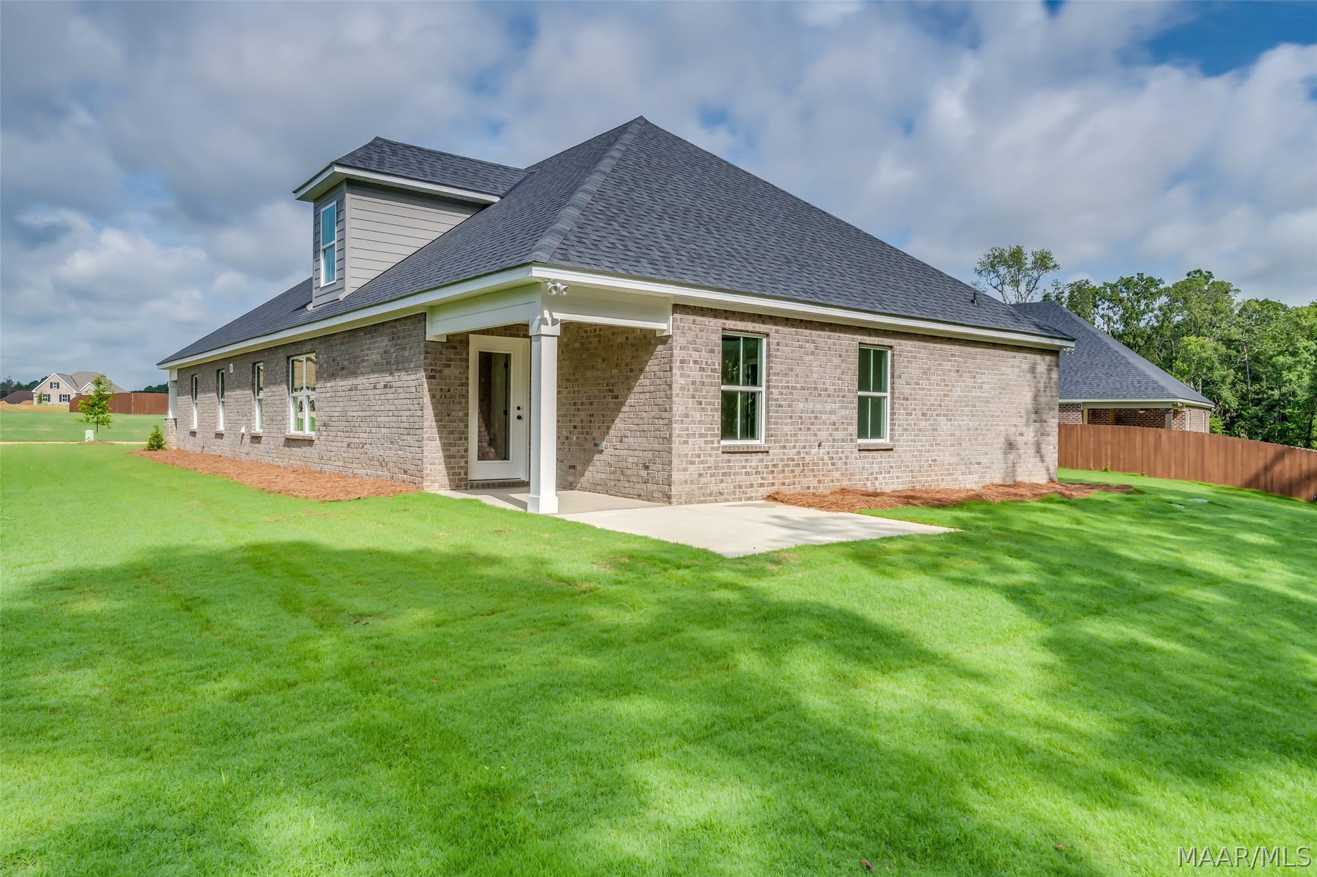 269 Pedric Drive, Wetumpka, AL 36093