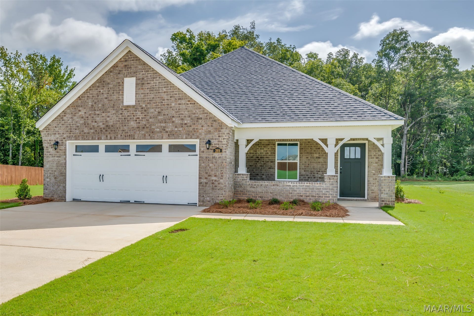 269 Pedric Drive, Wetumpka, AL 36093