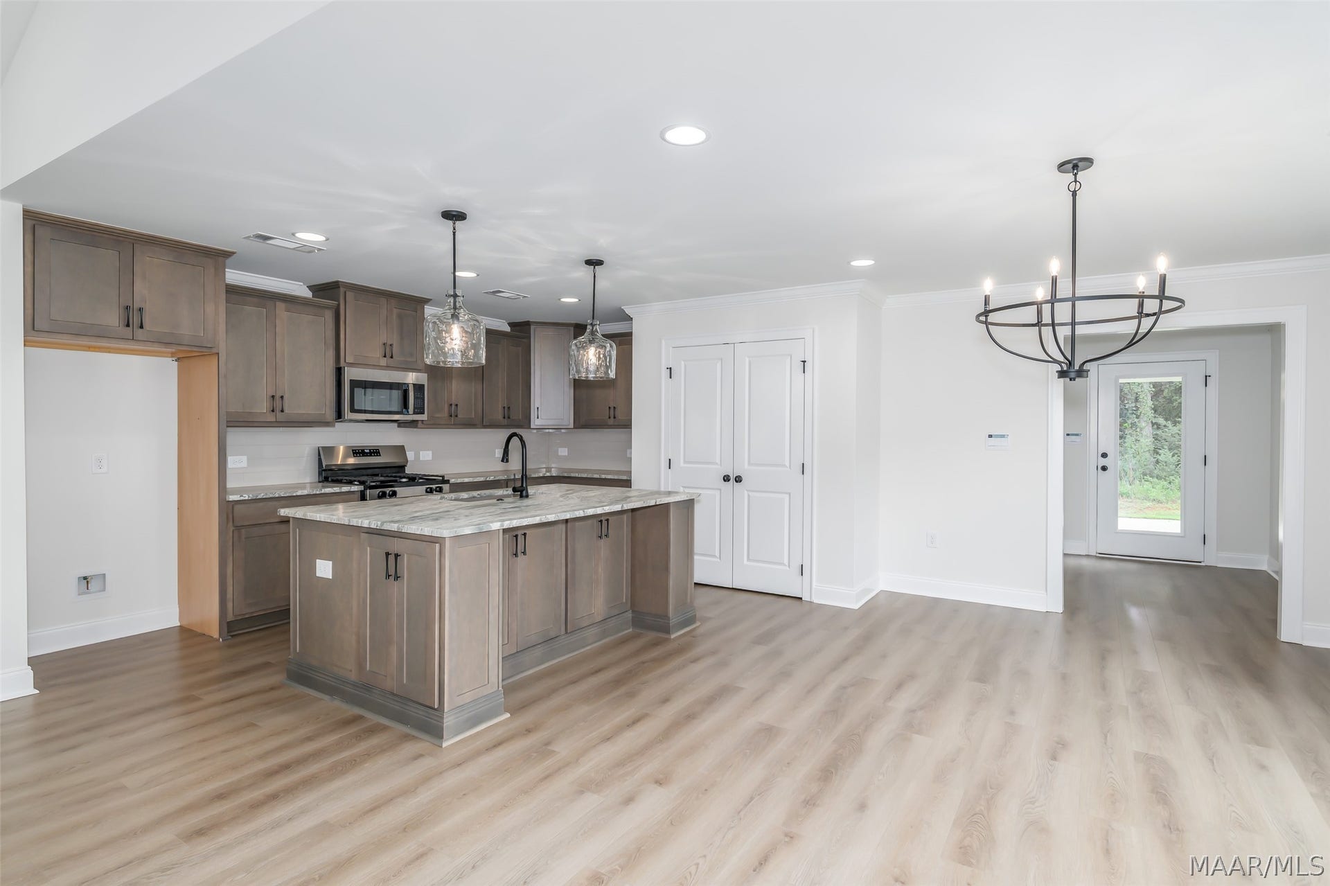 269 Pedric Drive, Wetumpka, AL 36093