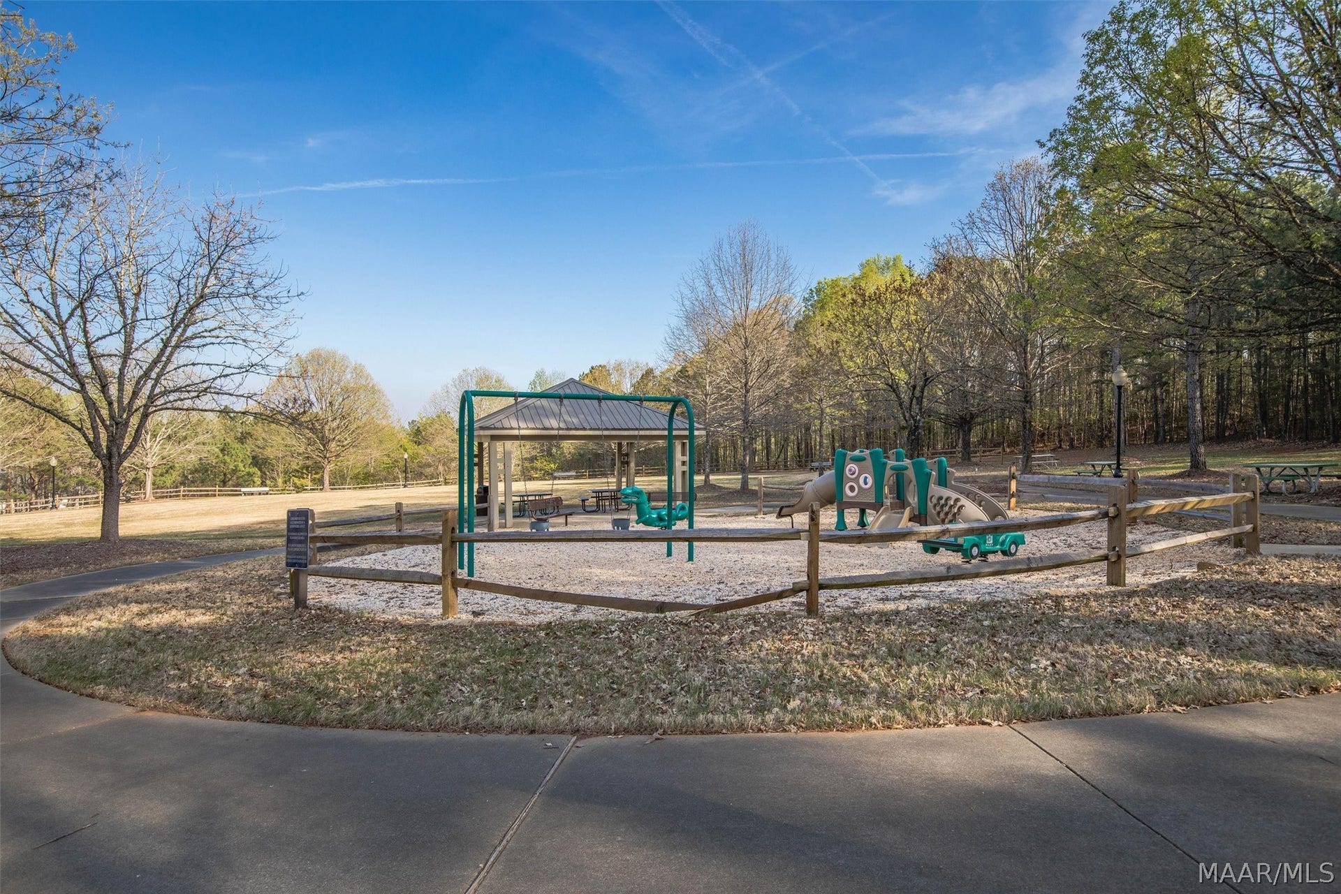 240 RIVER BIRCH Trail, Dadeville, AL 36853