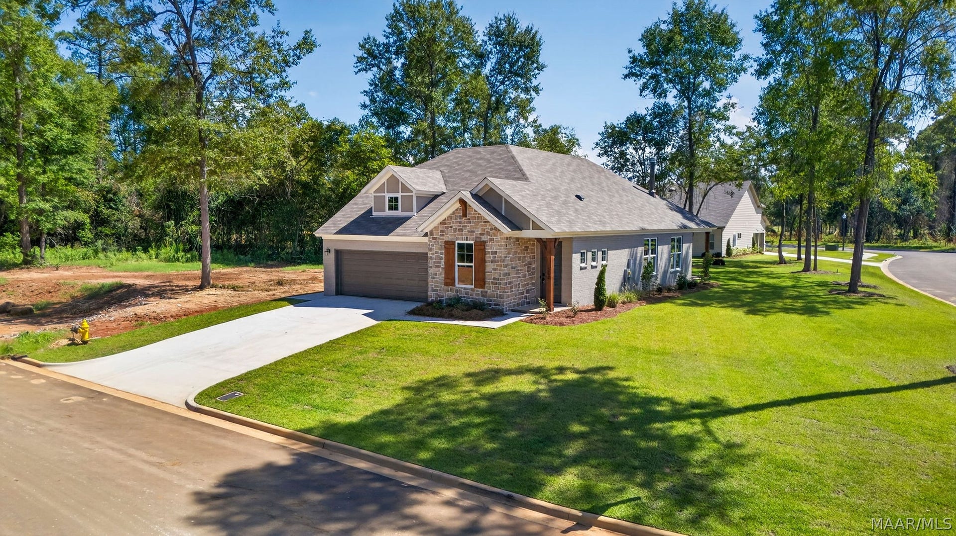 500 Meadowbrook Glen, Montgomery, AL 36117