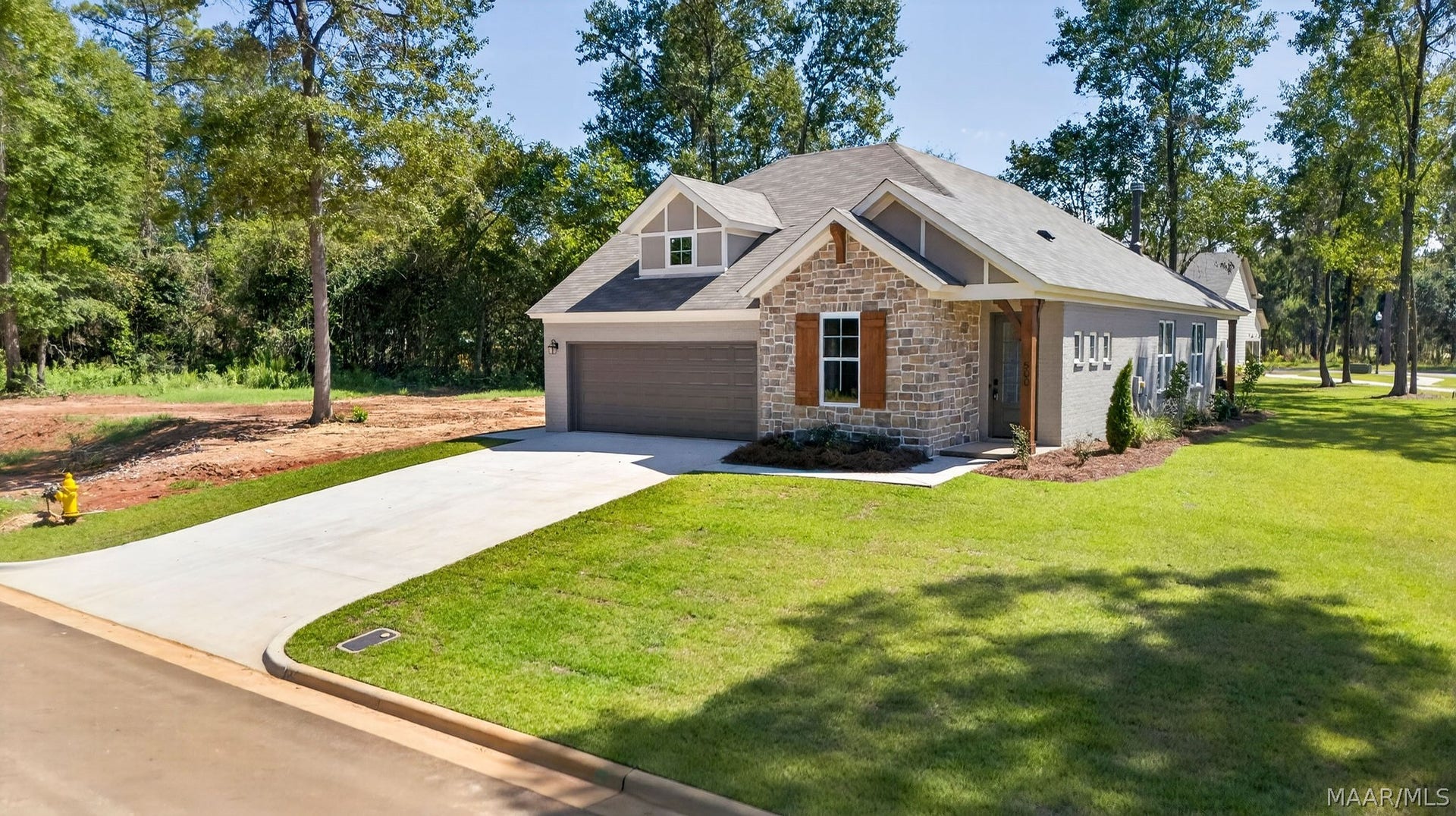 500 Meadowbrook Glen, Montgomery, AL 36117