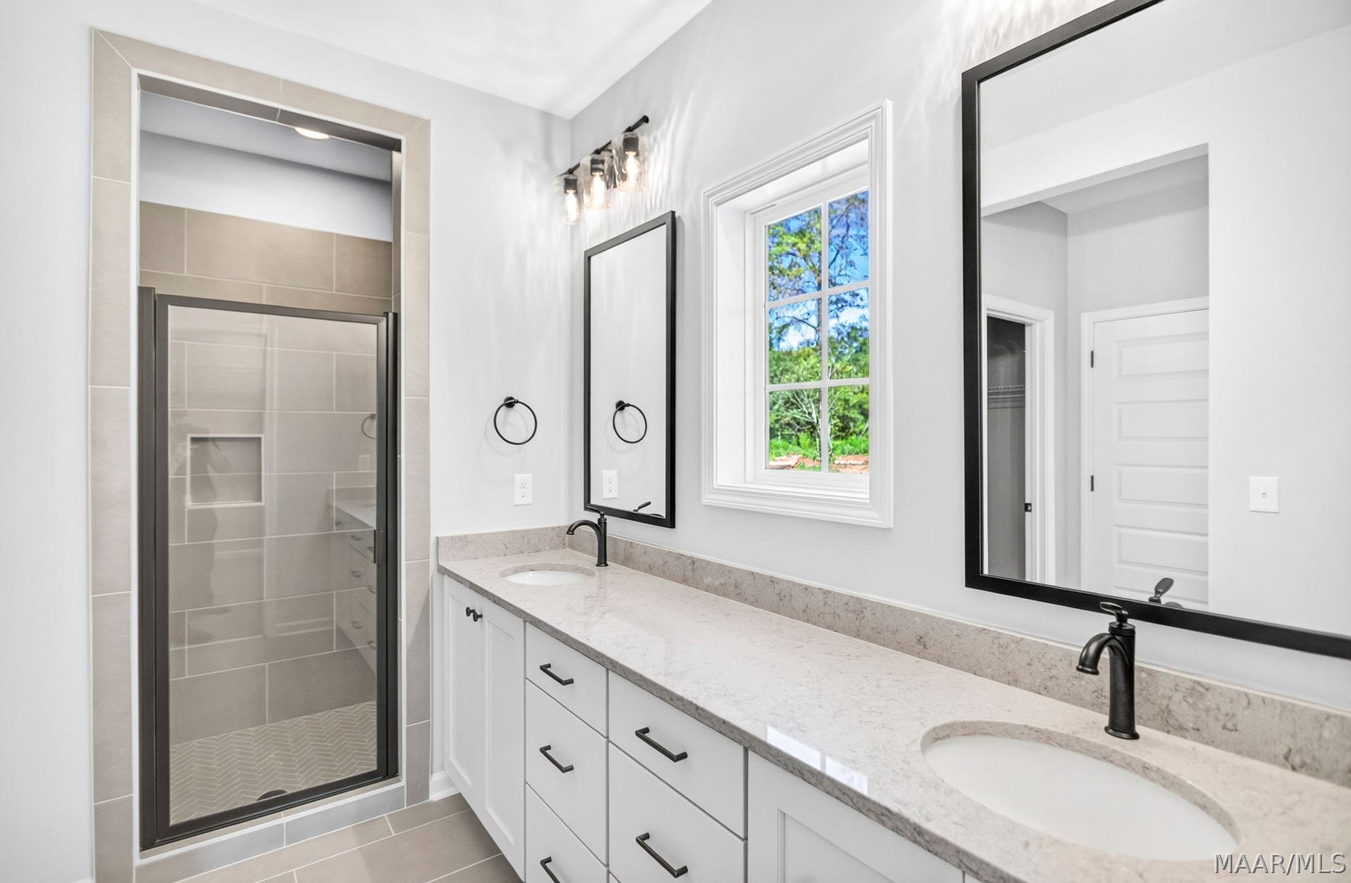 500 Meadowbrook Glen, Montgomery, AL 36117