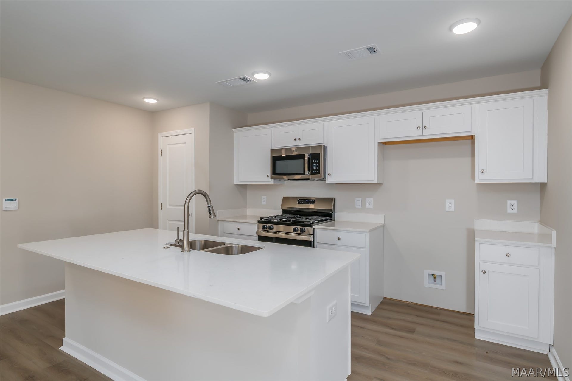 87 Trevor Drive, Millbrook, AL 36054