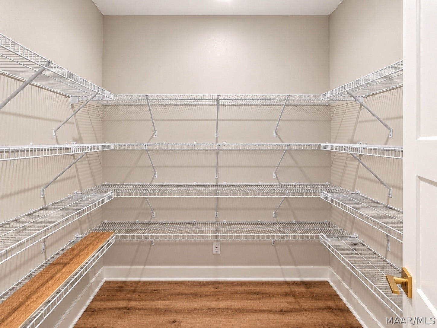153 Trotter's View Road, Deatsville, AL 36022