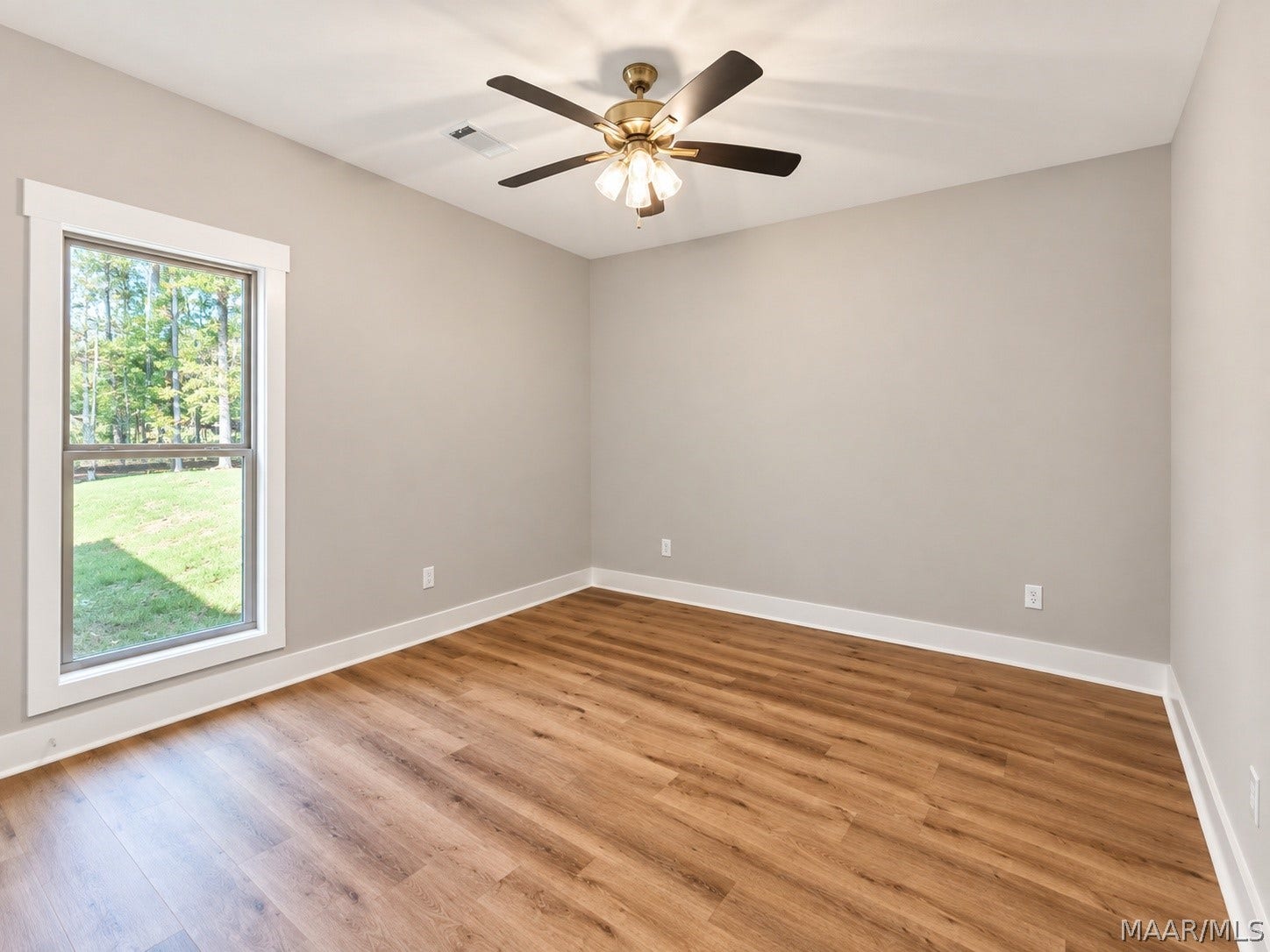153 Trotter's View Road, Deatsville, AL 36022
