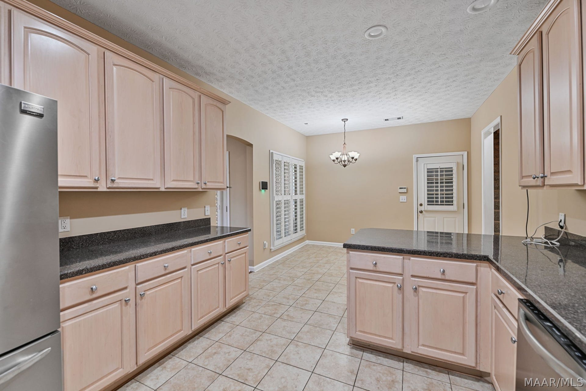 9161 CARTERS GROVE Way, Montgomery, AL 36116 9161 CARTERS GROVE Way, Montgomery, AL 36116