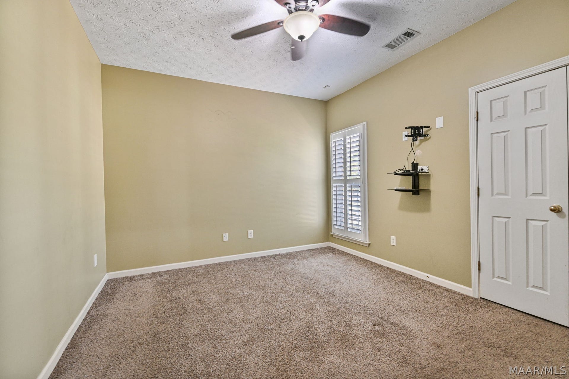 9161 CARTERS GROVE Way, Montgomery, AL 36116 9161 CARTERS GROVE Way, Montgomery, AL 36116