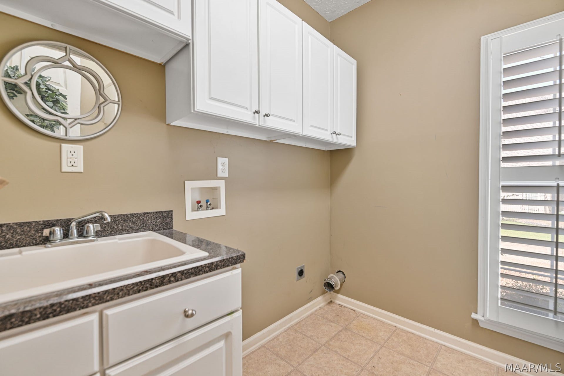9161 CARTERS GROVE Way, Montgomery, AL 36116 9161 CARTERS GROVE Way, Montgomery, AL 36116
