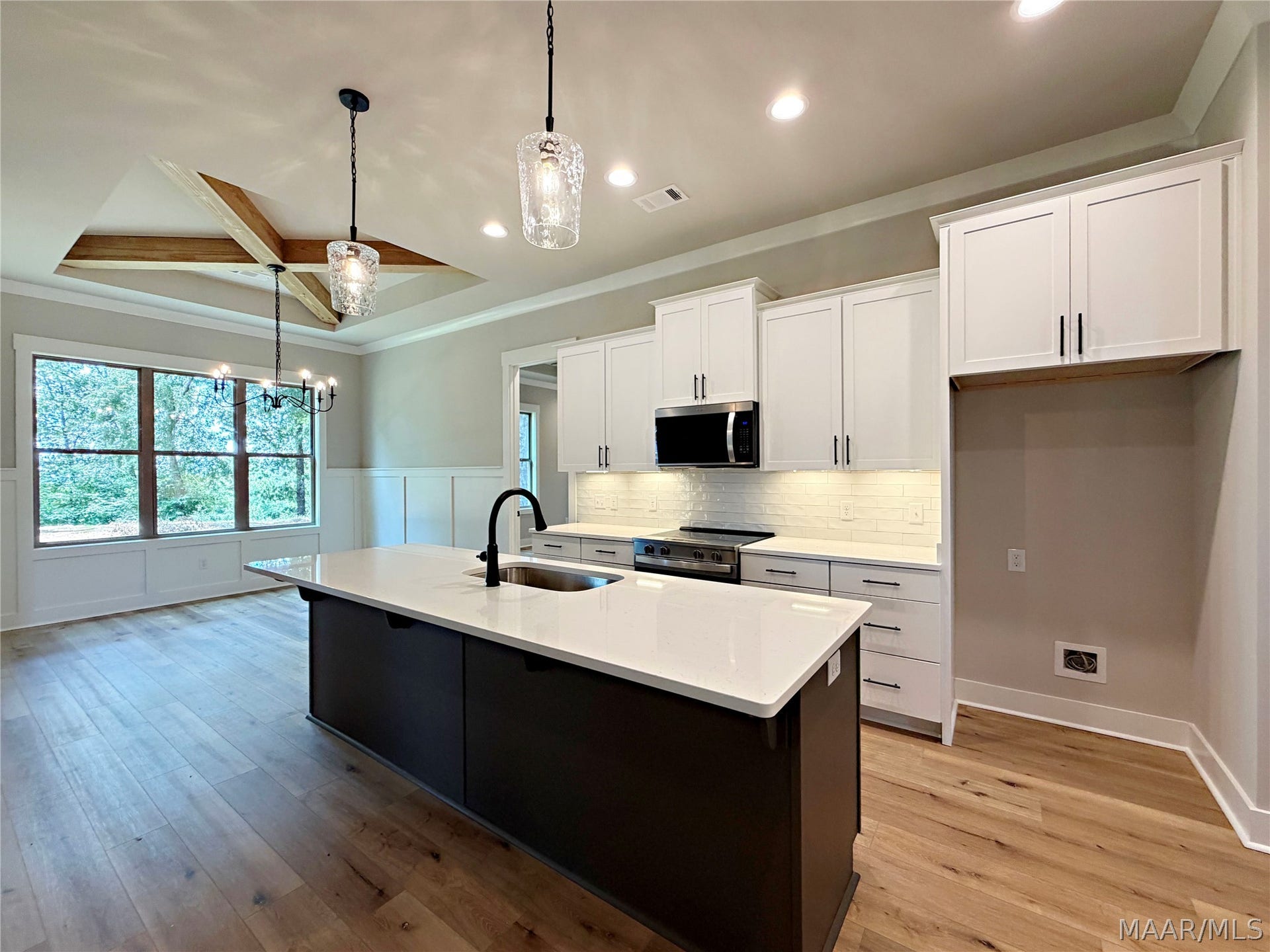 811 Winding Wood Drive, Wetumpka, AL 36093 811 Winding Wood Drive, Wetumpka, AL 36093